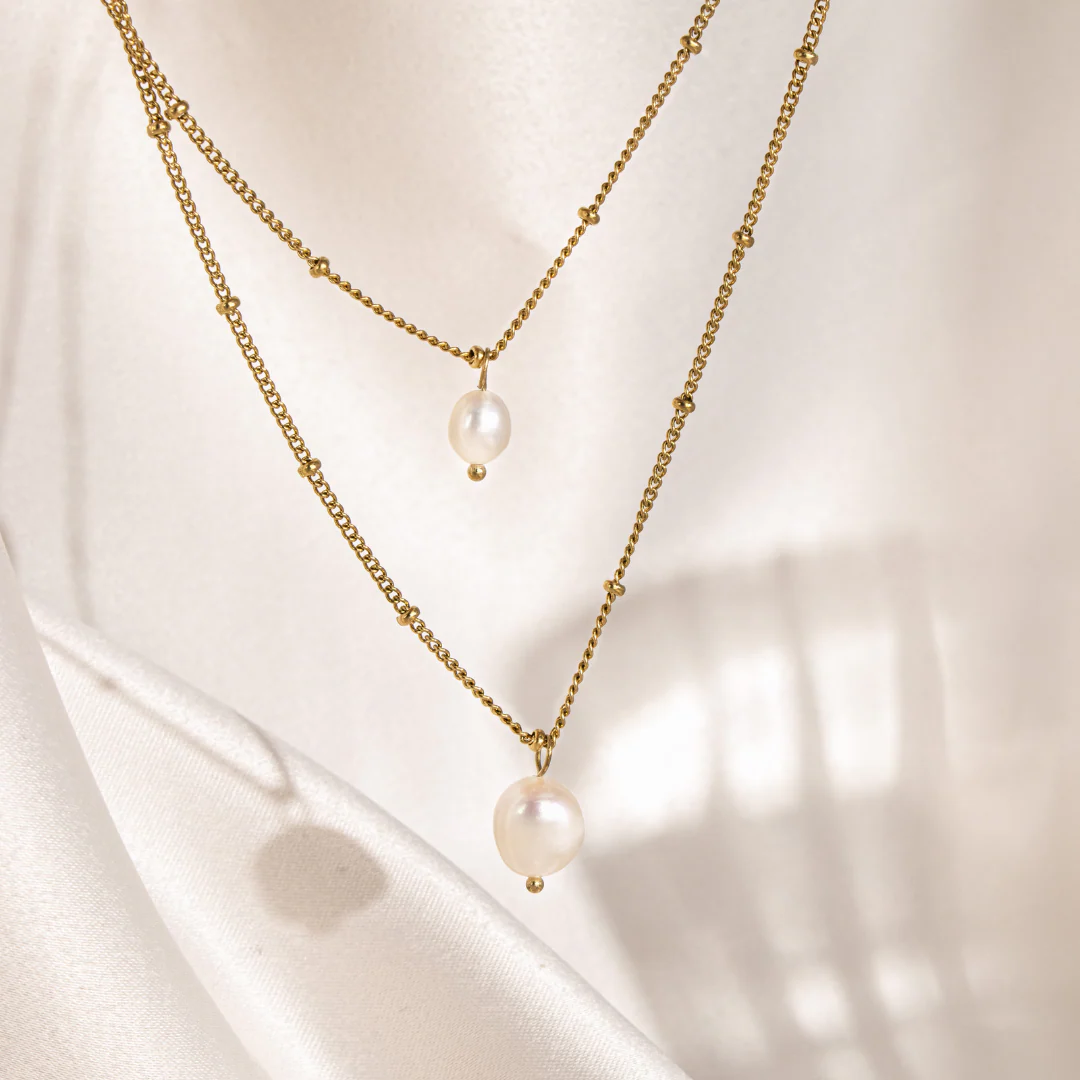 Baby Pearl Necklace Gold - Image 4
