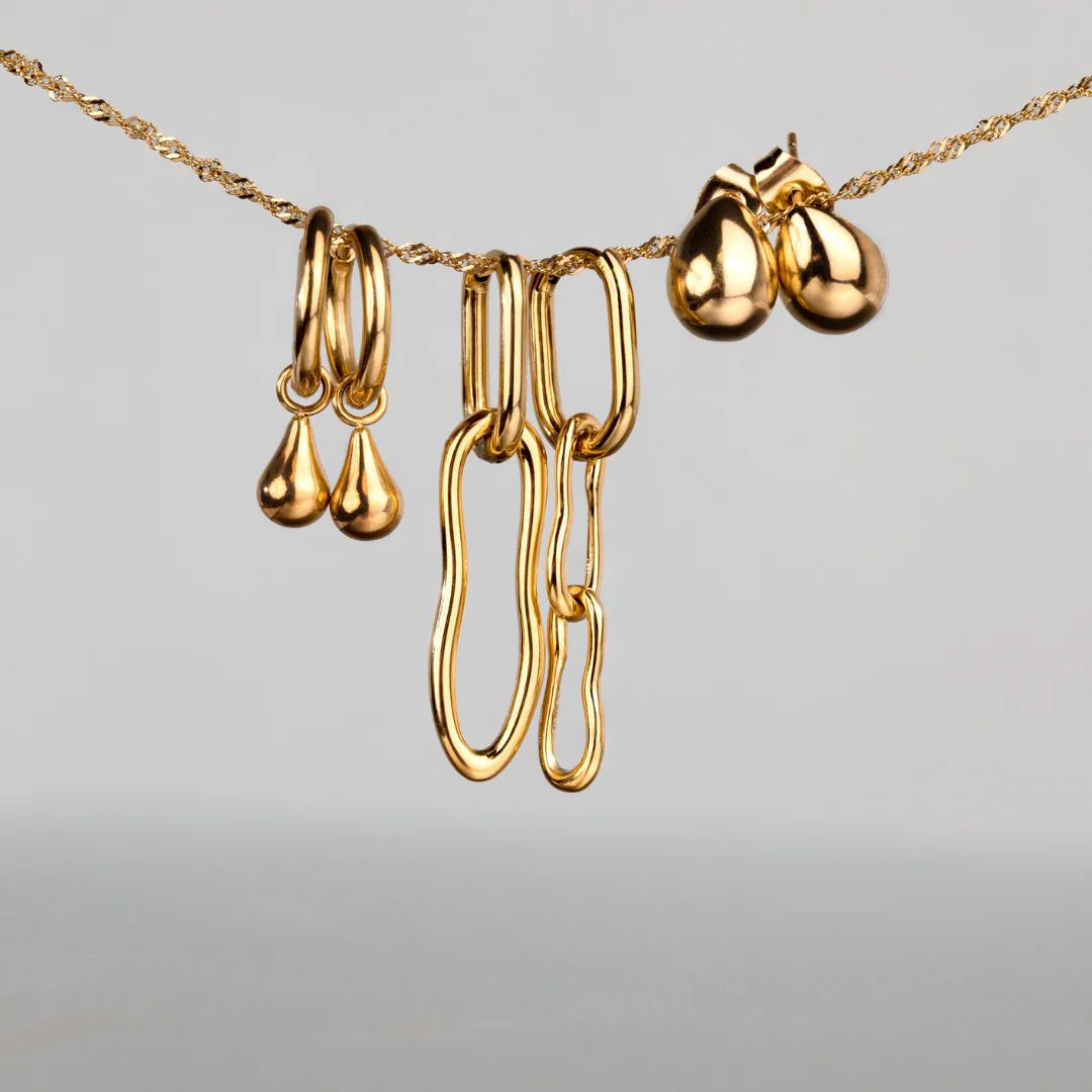 Blending Duo Oval Hoop Set Baby Gold - Image 3