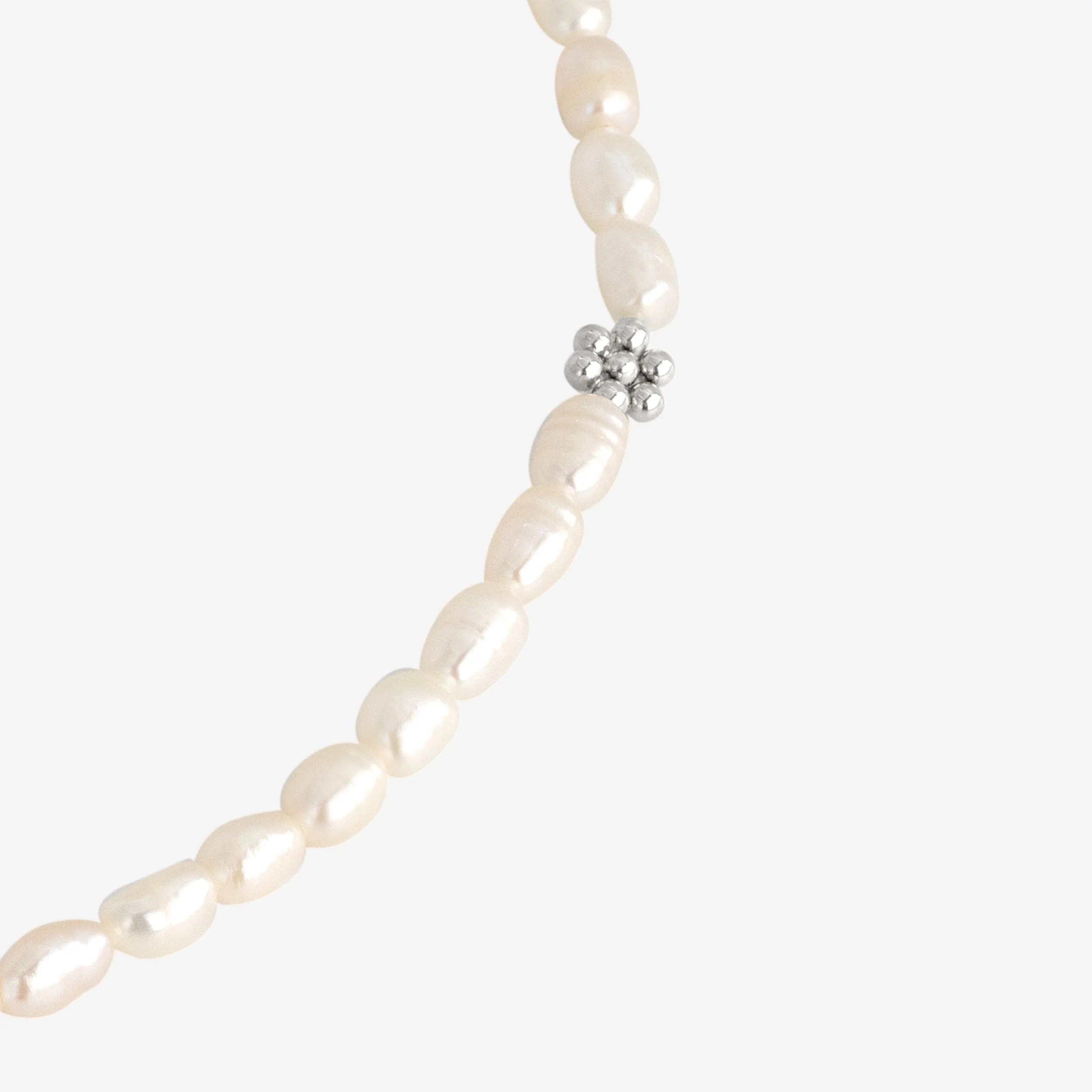 Blossom Pearl Choker Silver - Image 2