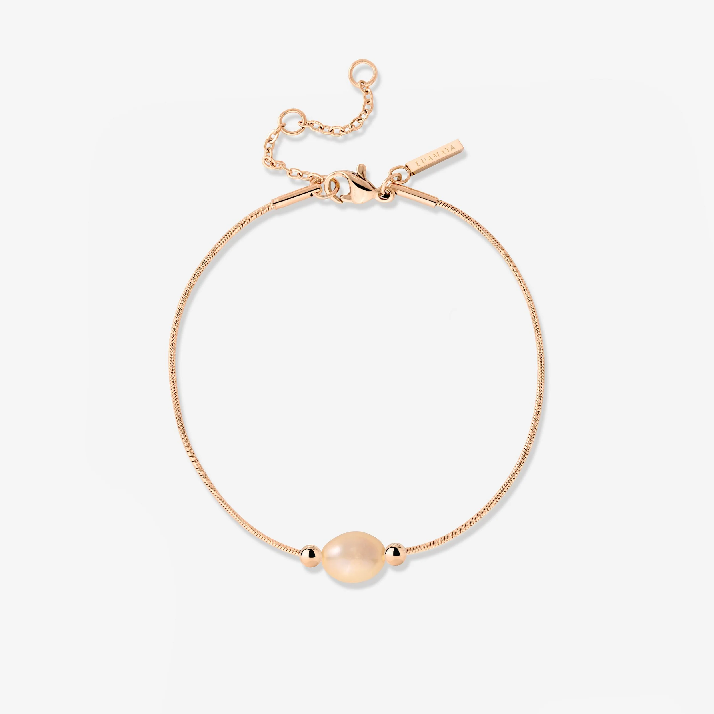 Blush Pearl Bracelet Rose Gold