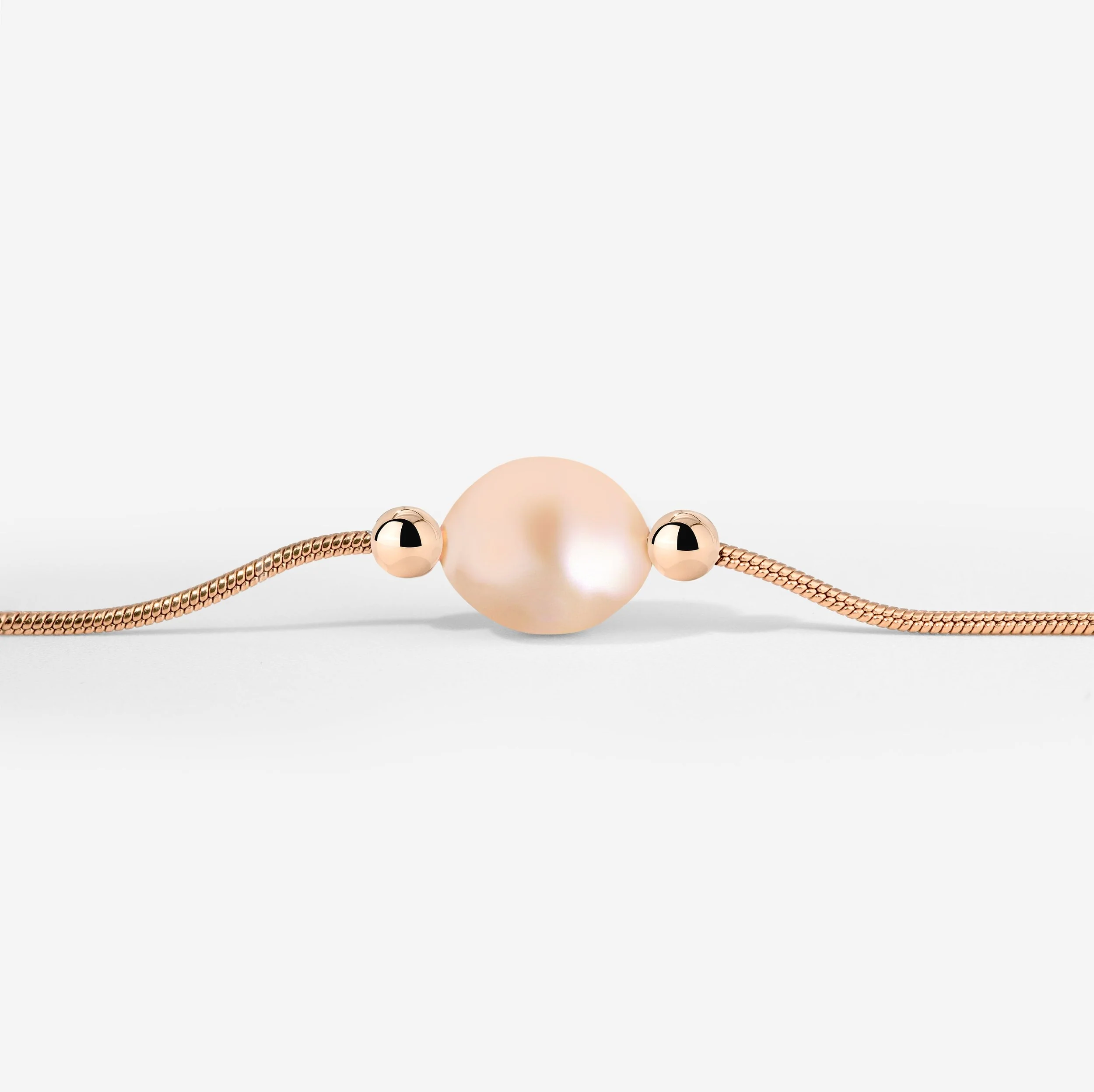 Blush Pearl Bracelet Rose Gold - Image 3