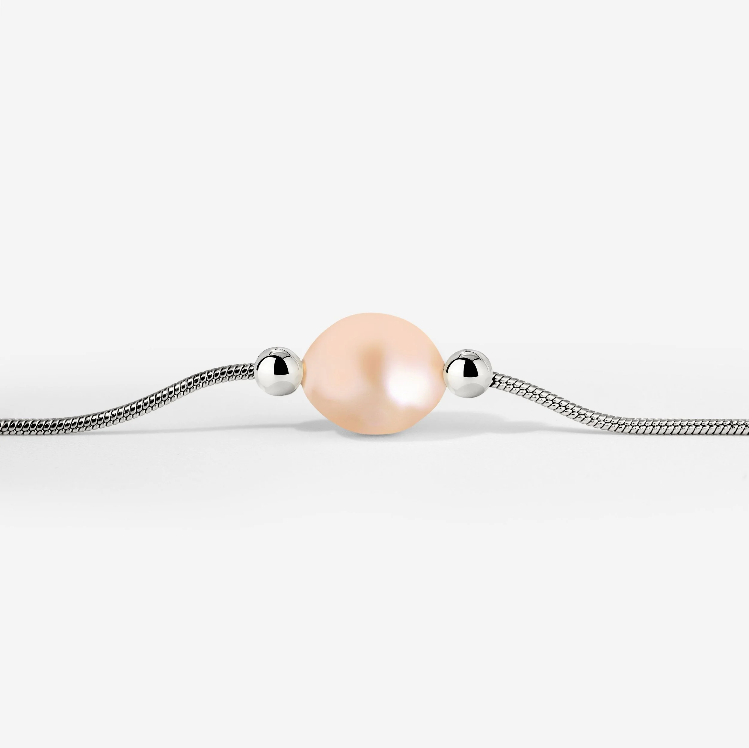 Blush Pearl Bracelet Silver - Image 3