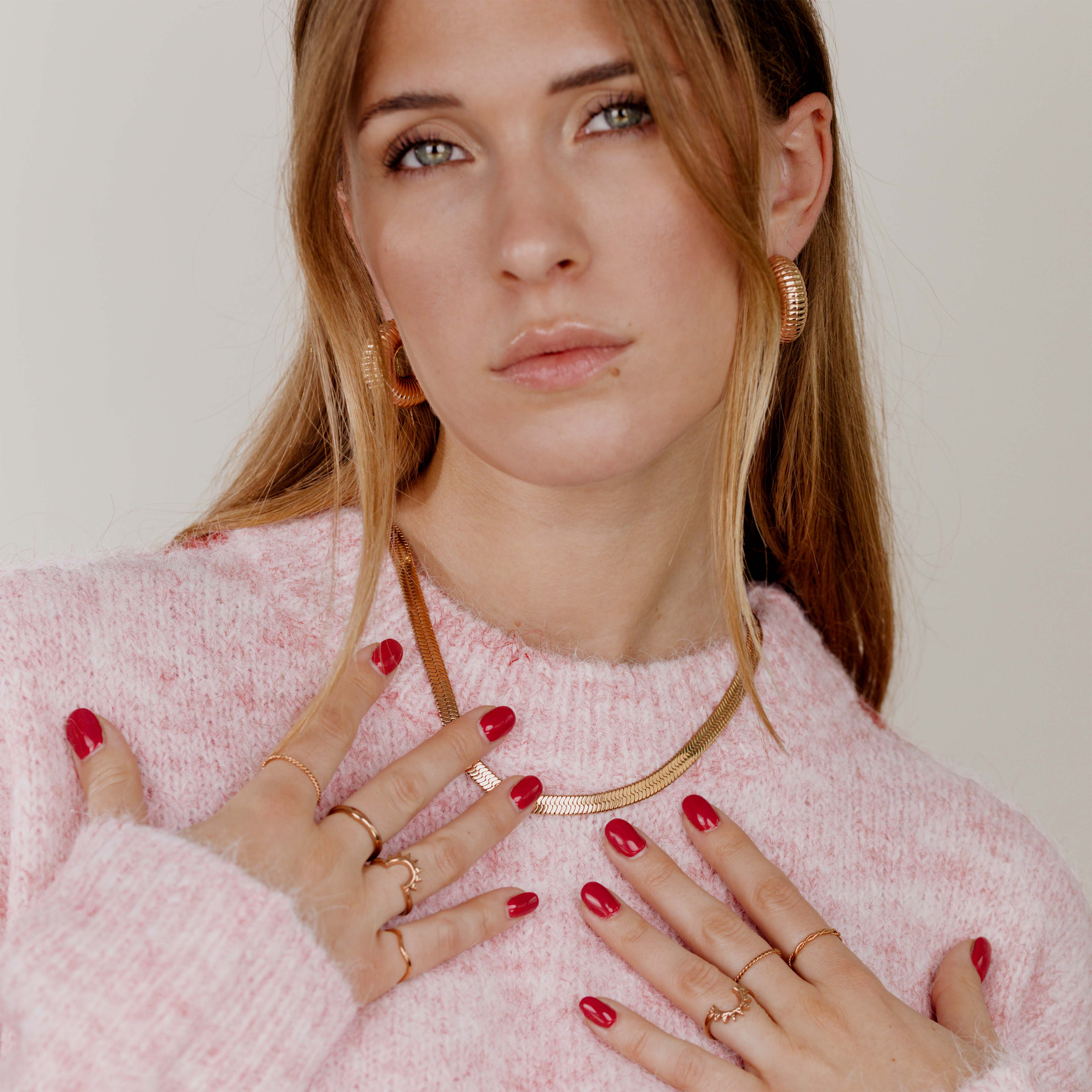 Bold Herringbone Necklace Rose Gold - Image 2