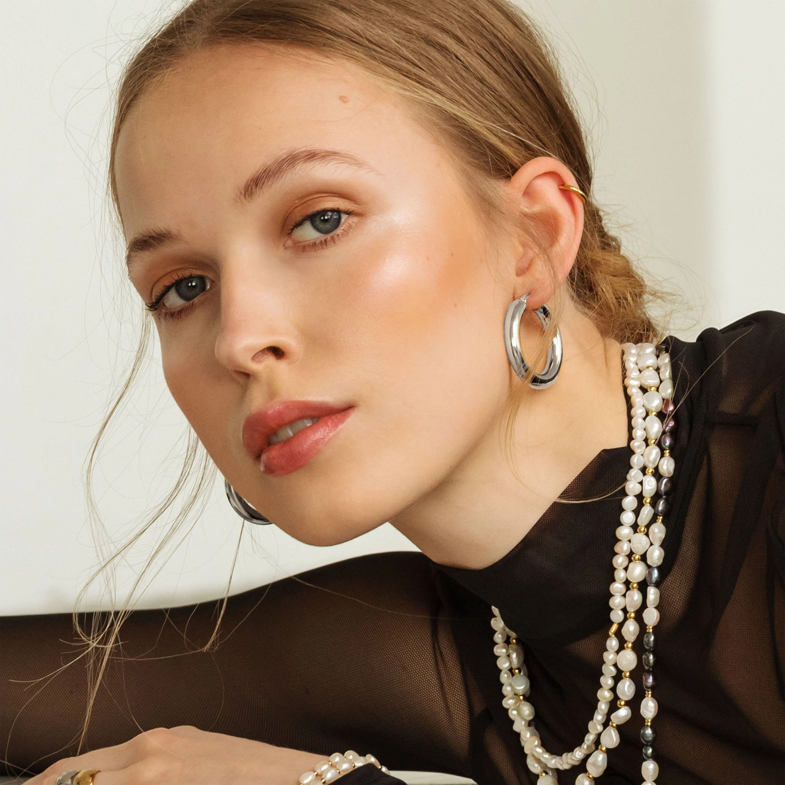 Bold Hoops Large - Image 4
