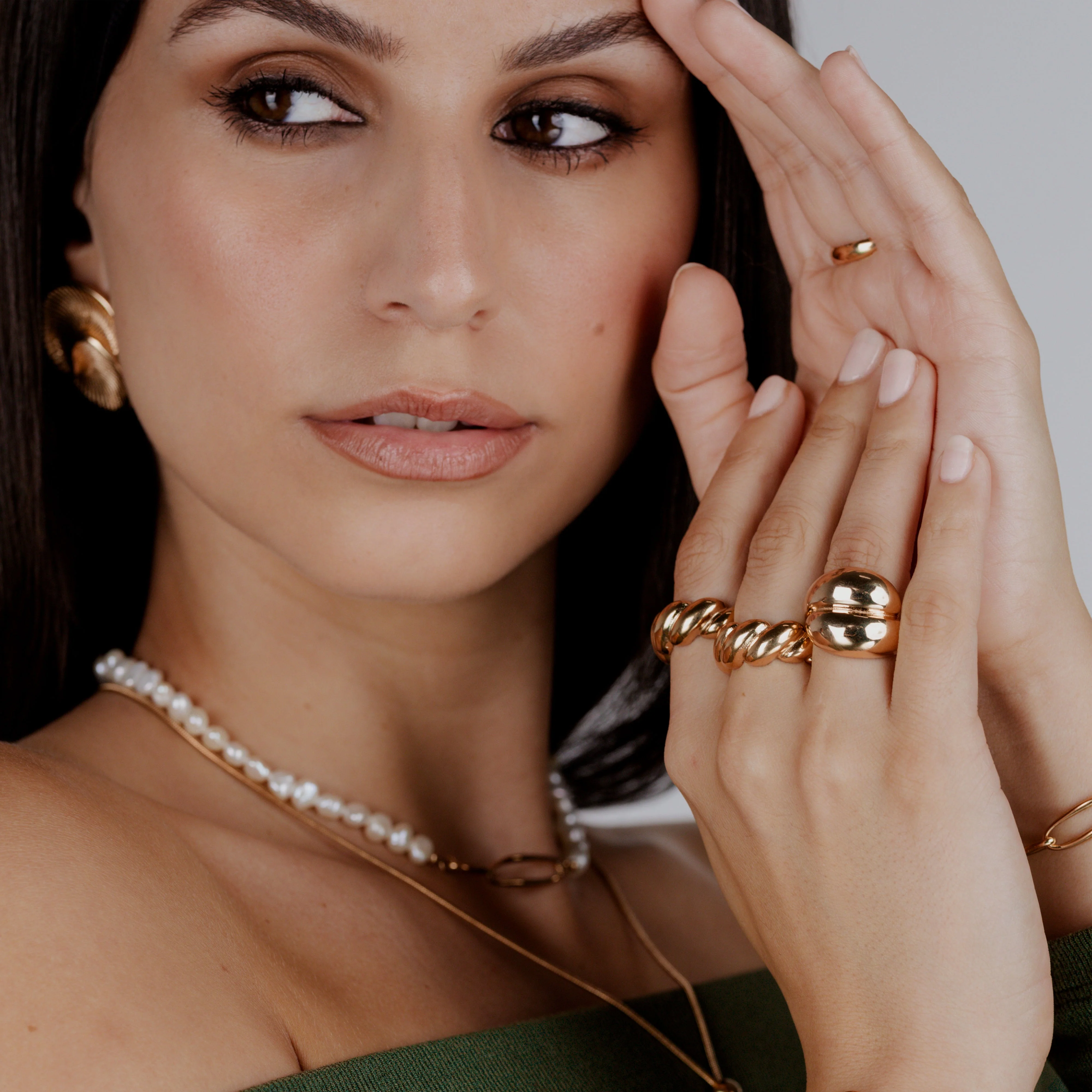 Bold Twist Ring Rose Gold - Image 2