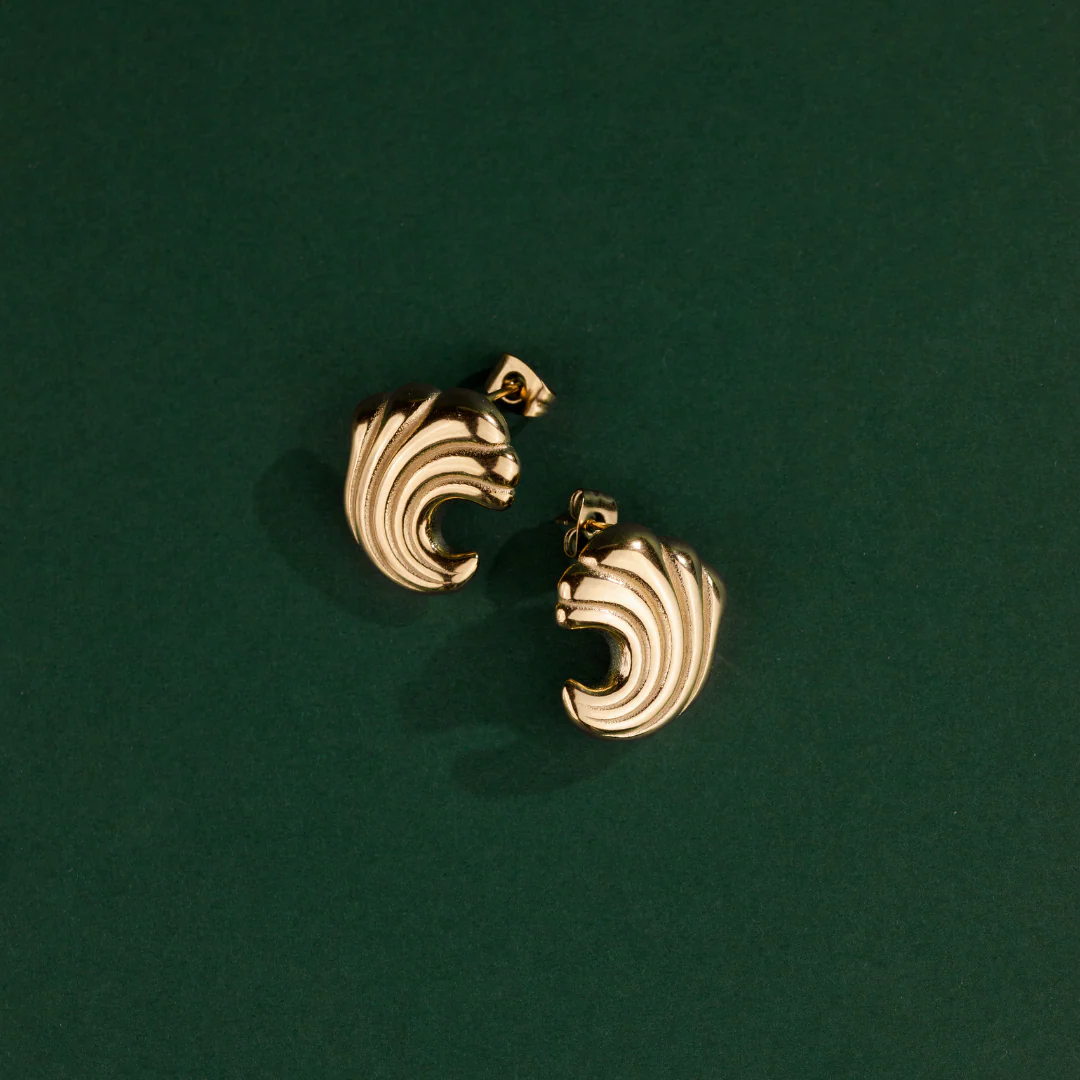 Bold Wave Studs Silver - Image 3