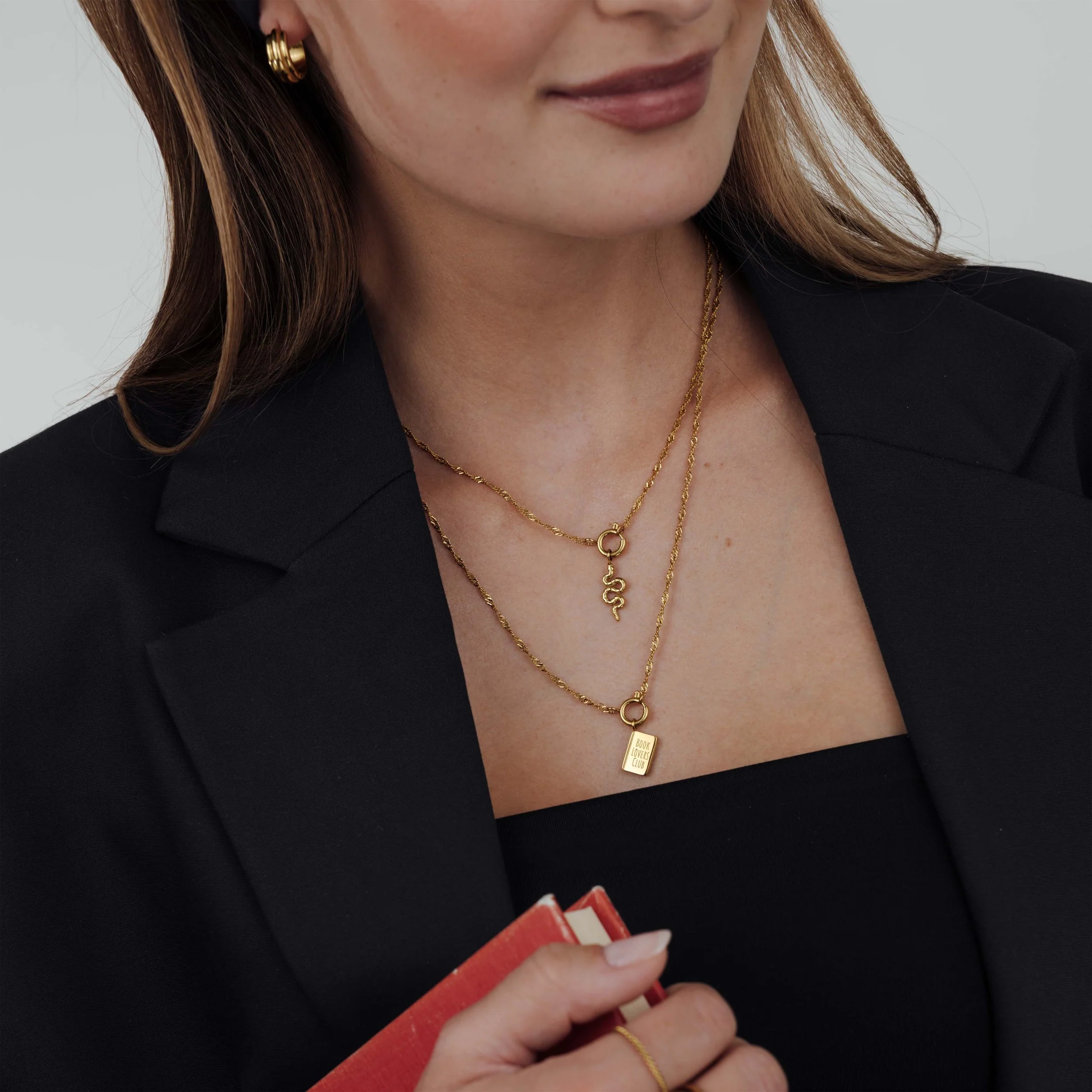 Book Lovers Club Singapore Chain Necklace Set Stud Earrings Gold - Image 3