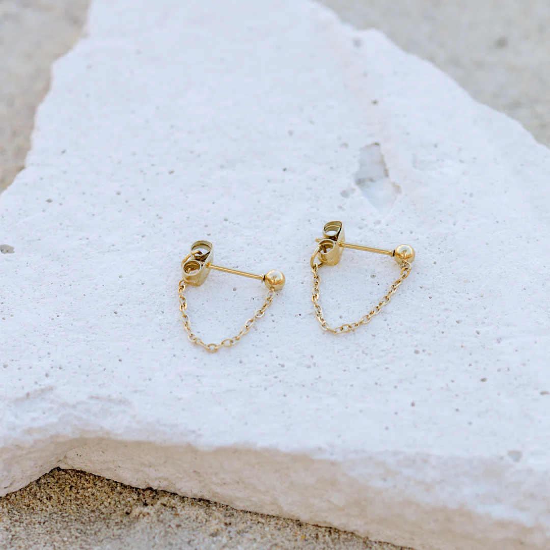 Chained Studs Gold - Image 4
