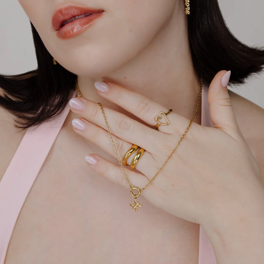 Classic Chain Charm Necklace Set - Image 2