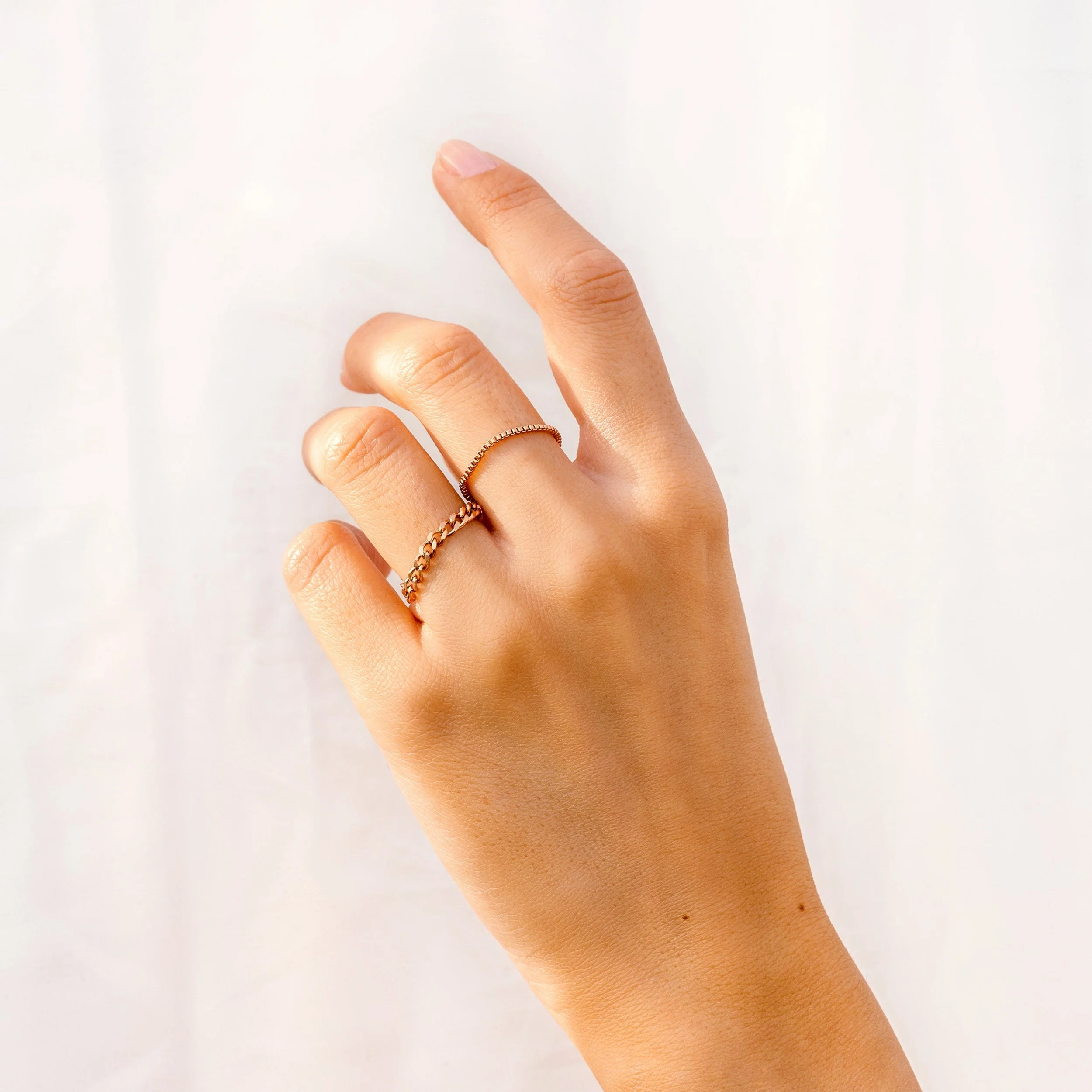 Curb Chain Ring Rose Gold - Image 2