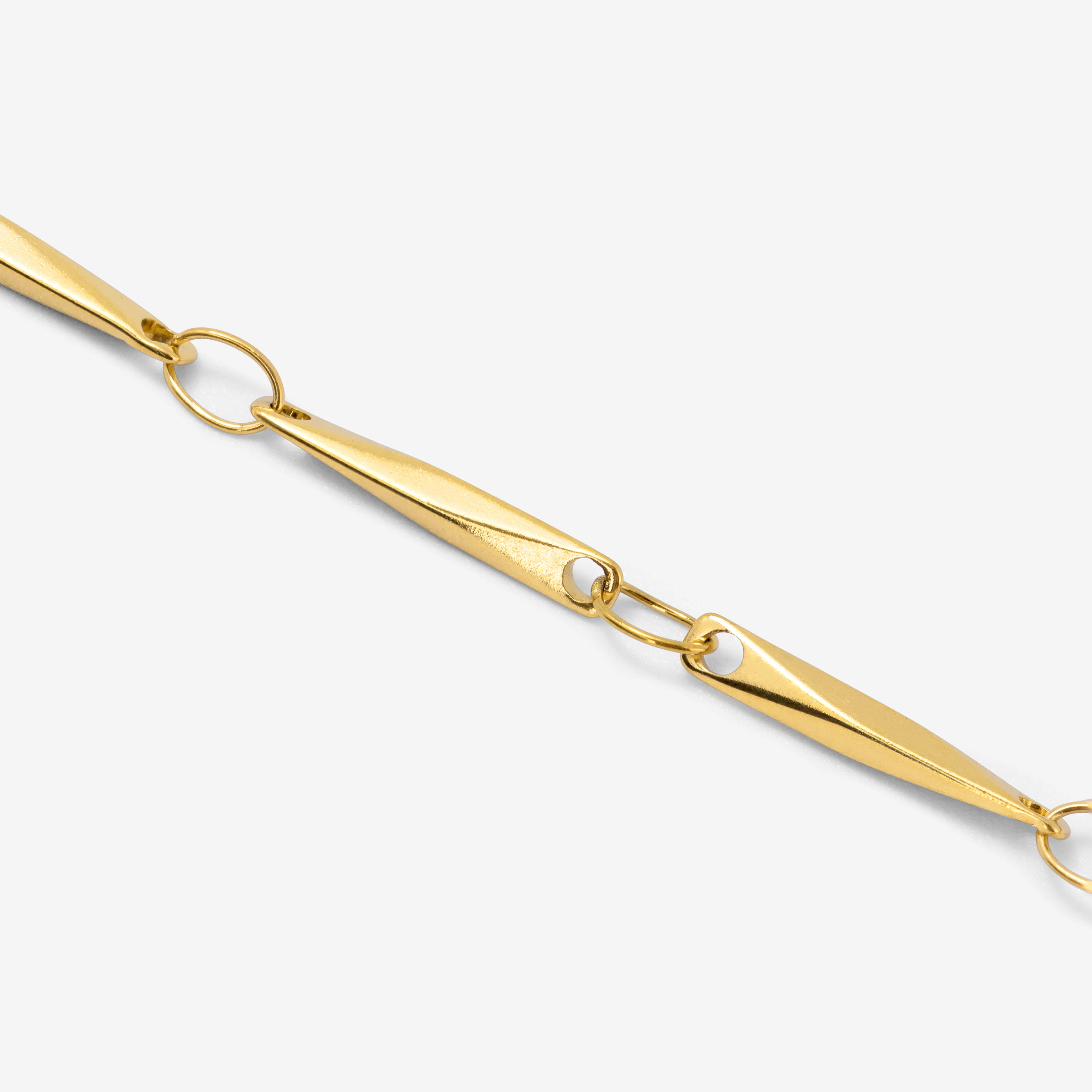 Curved Links Necklace Gold - Image 3