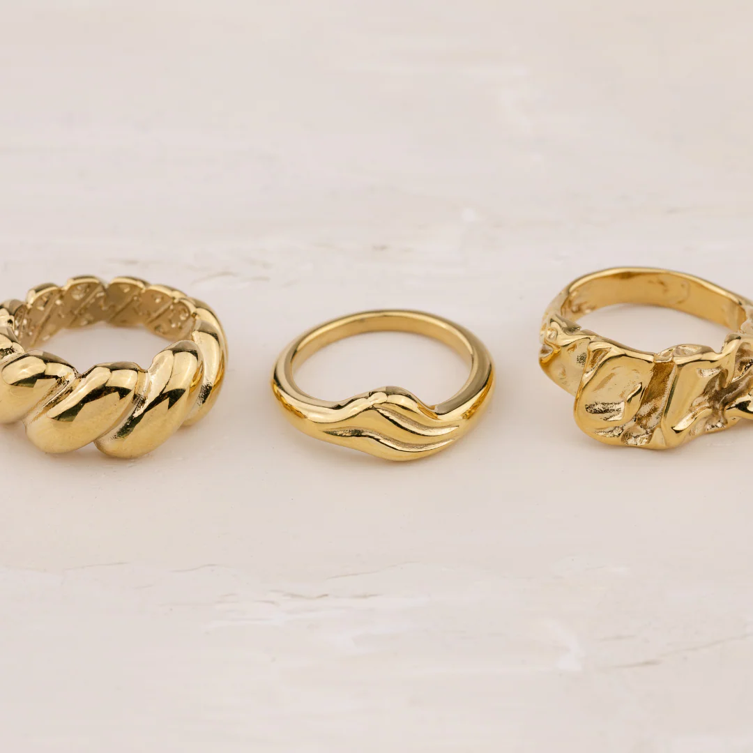 Curvy Wave Ring Silver - Image 3