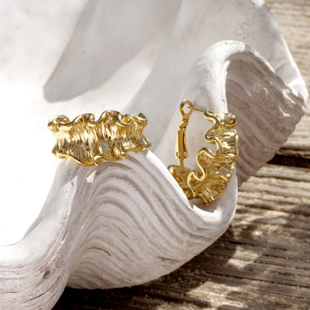 Cute Coral Hoops Gold - Image 3