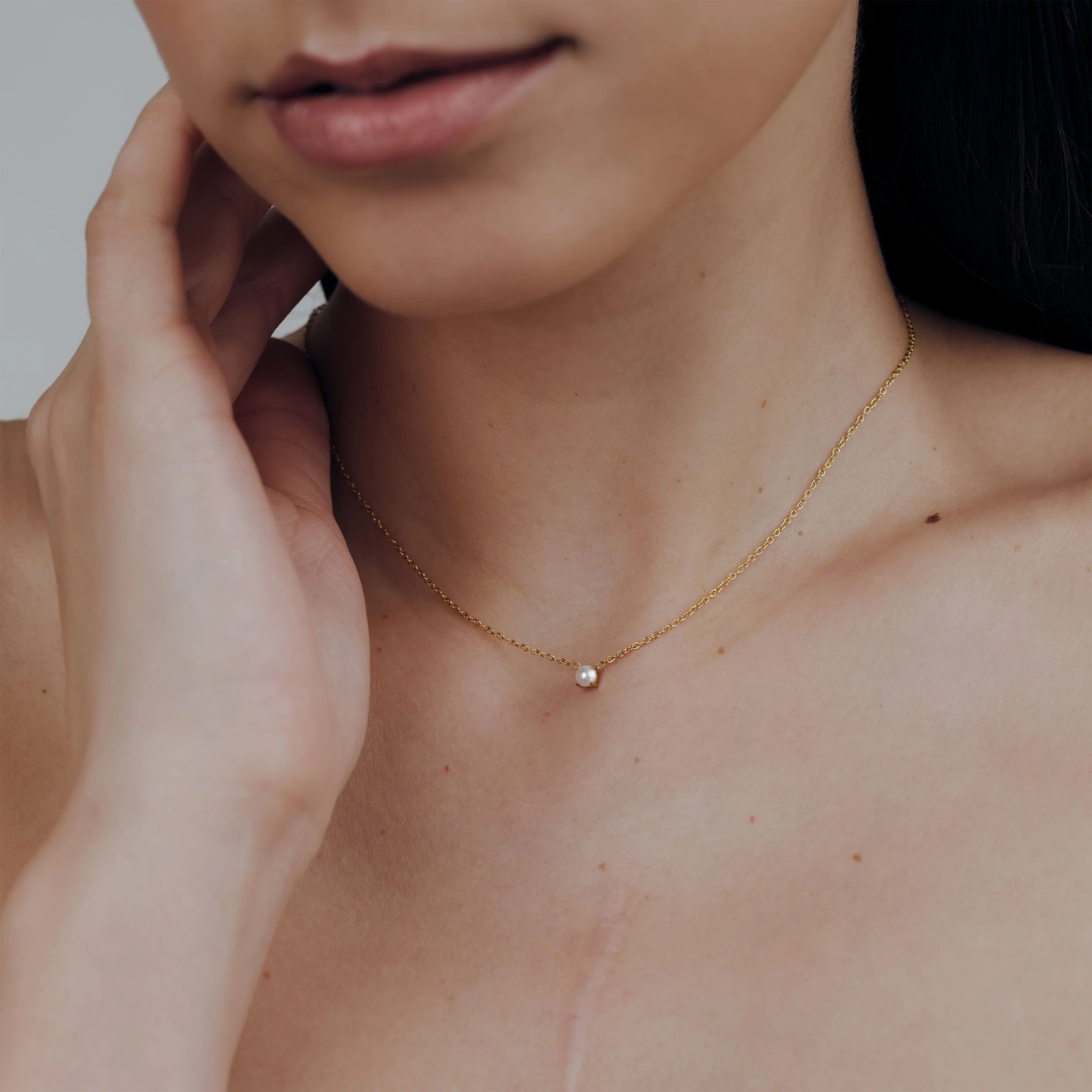 Dream Pearl Choker Stud Earrings Gold - Image 2