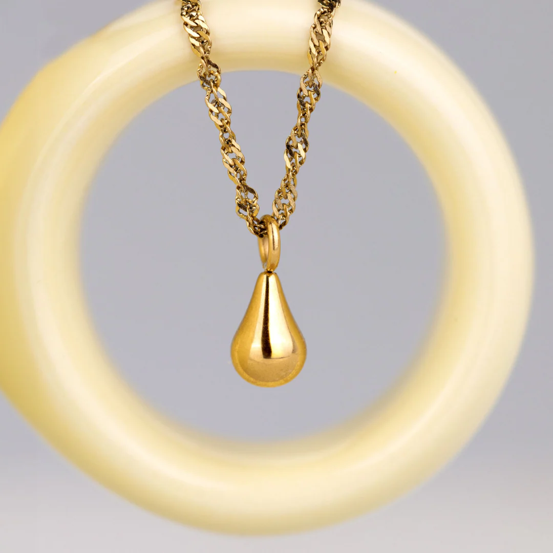Drop it Necklace Gold - Image 6