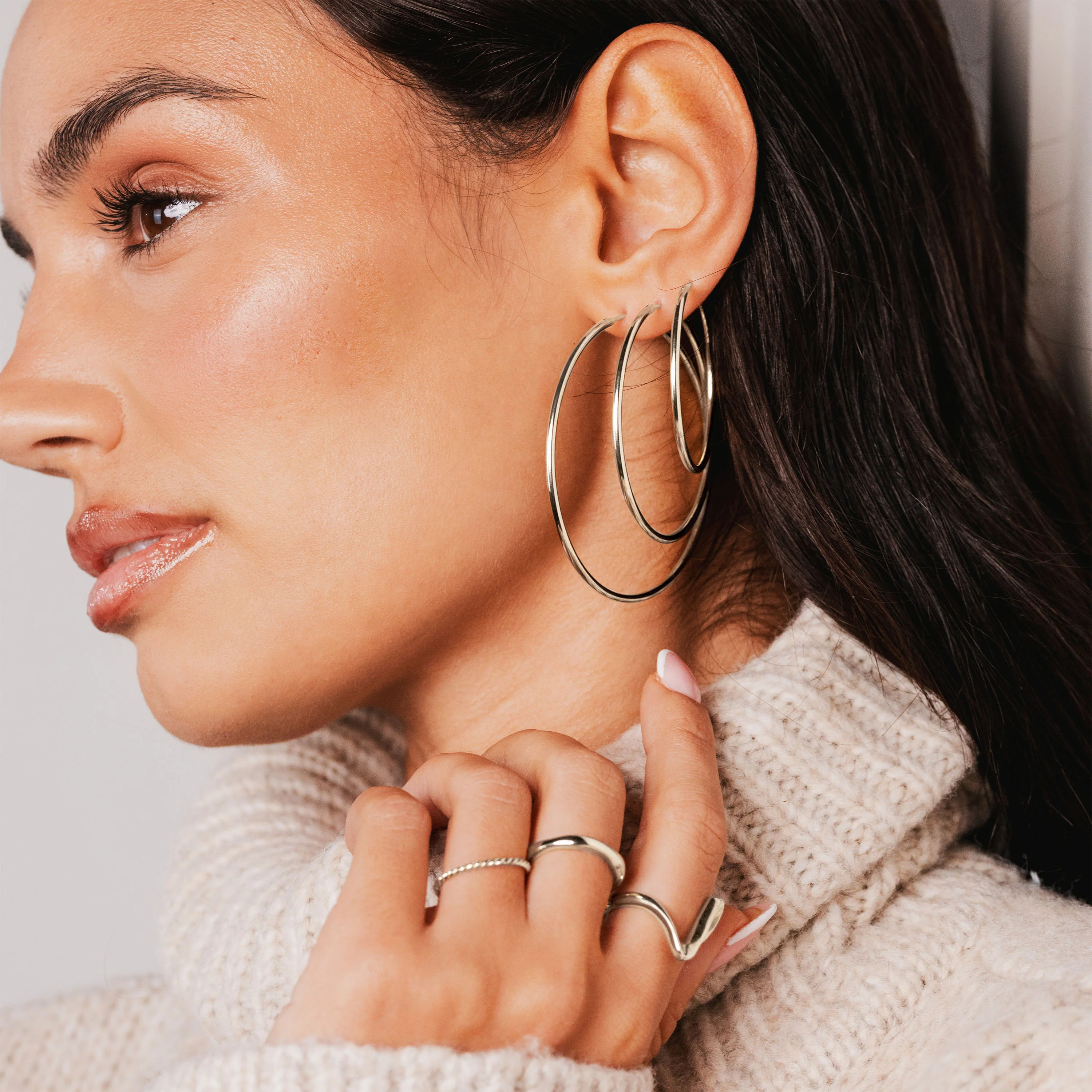 Maxi Hoops Silver - Image 5