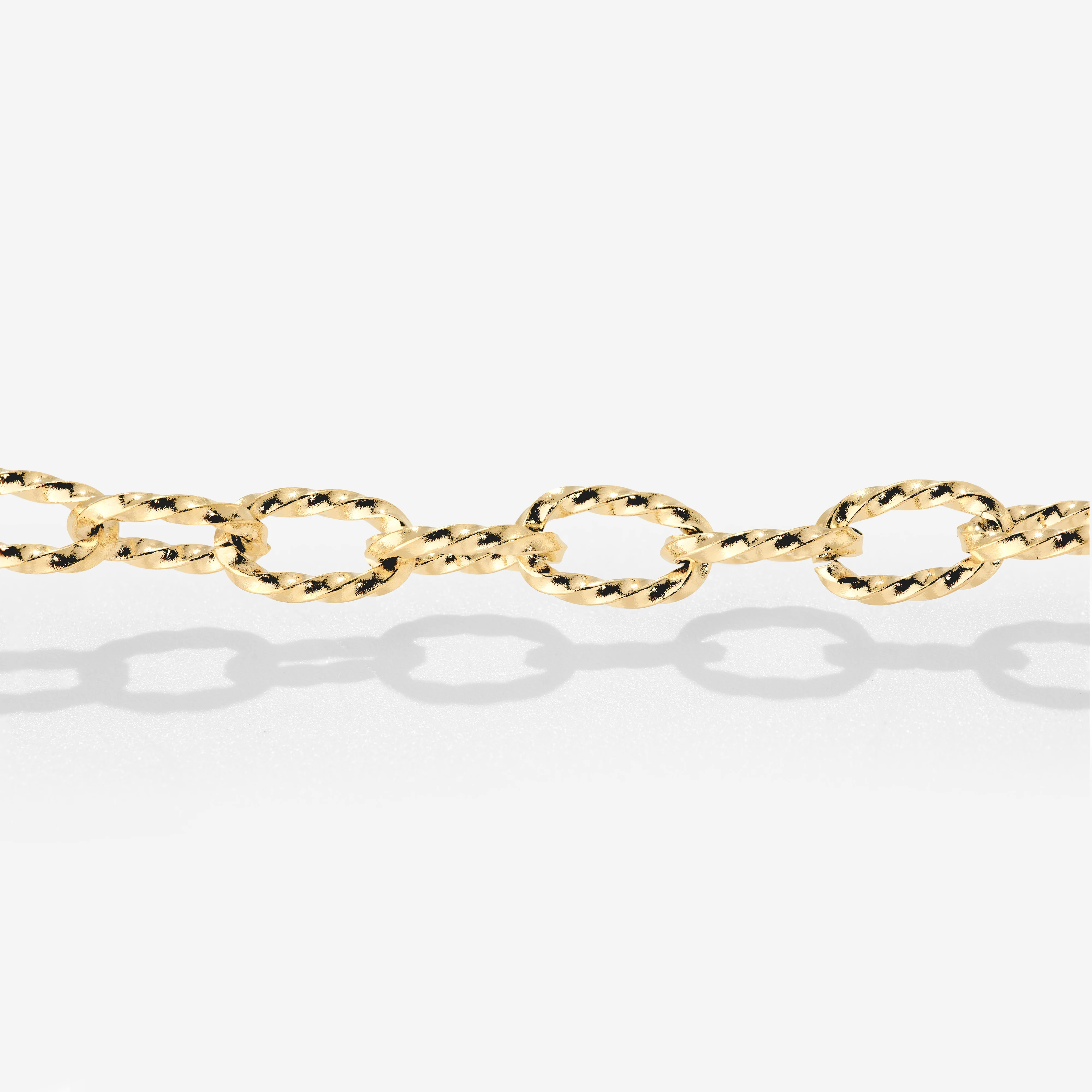Fantasy Chain Bracelet Gold - Image 3