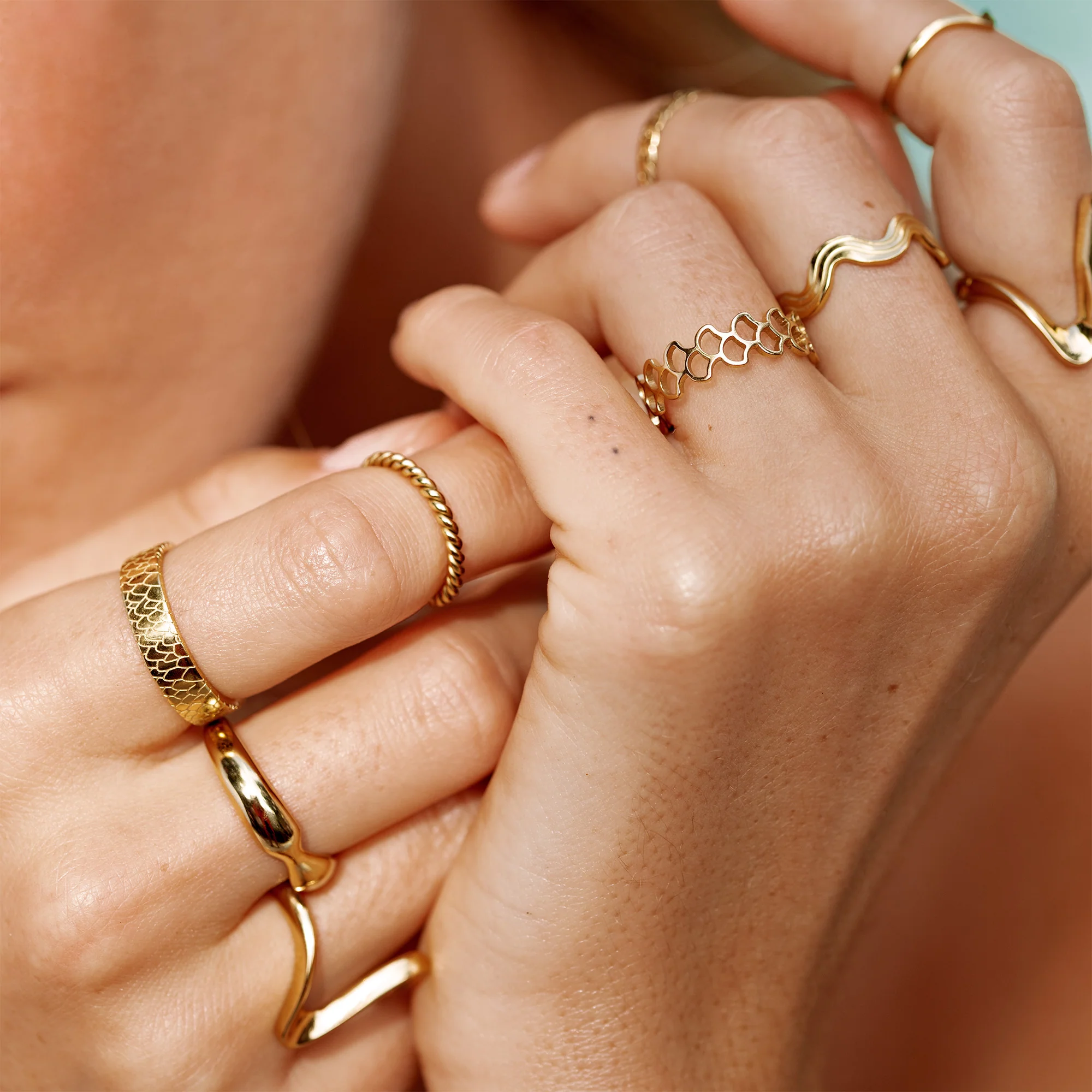 Fish Scale Ring Gold - Image 2