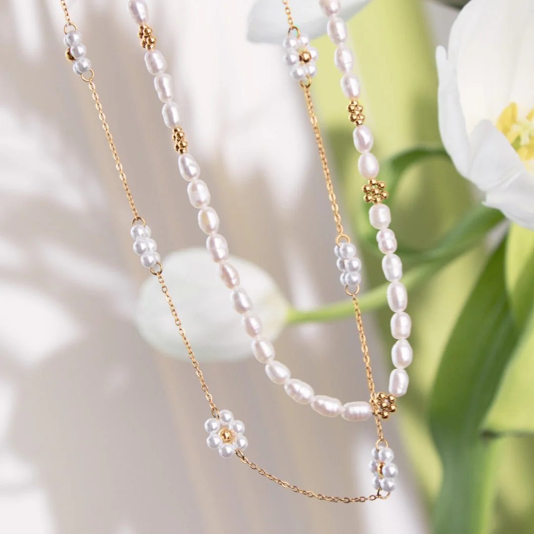 Flourish Necklace Gold - Image 5