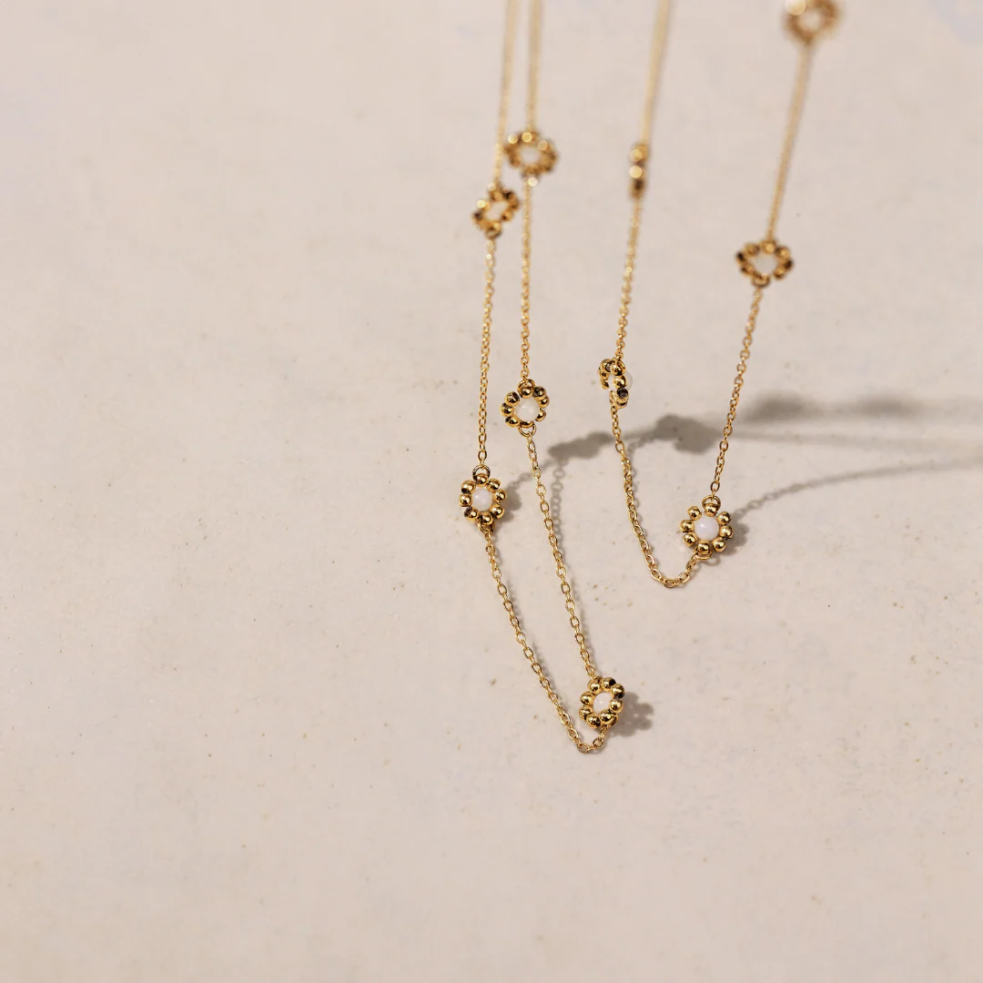 Flower 'n' Beads Necklace Gold - Image 5