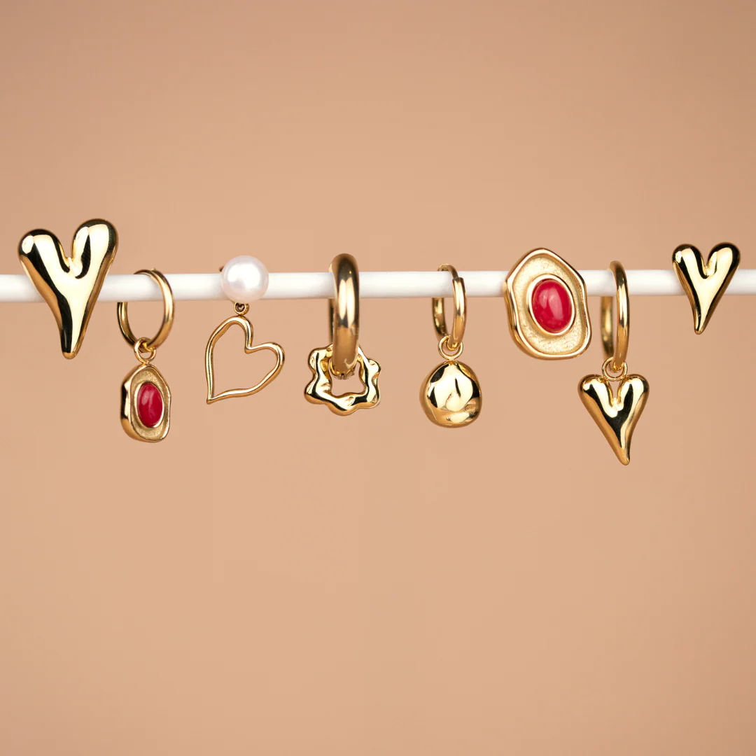 Flowy Heart Hoop Set Medium Gold - Image 4