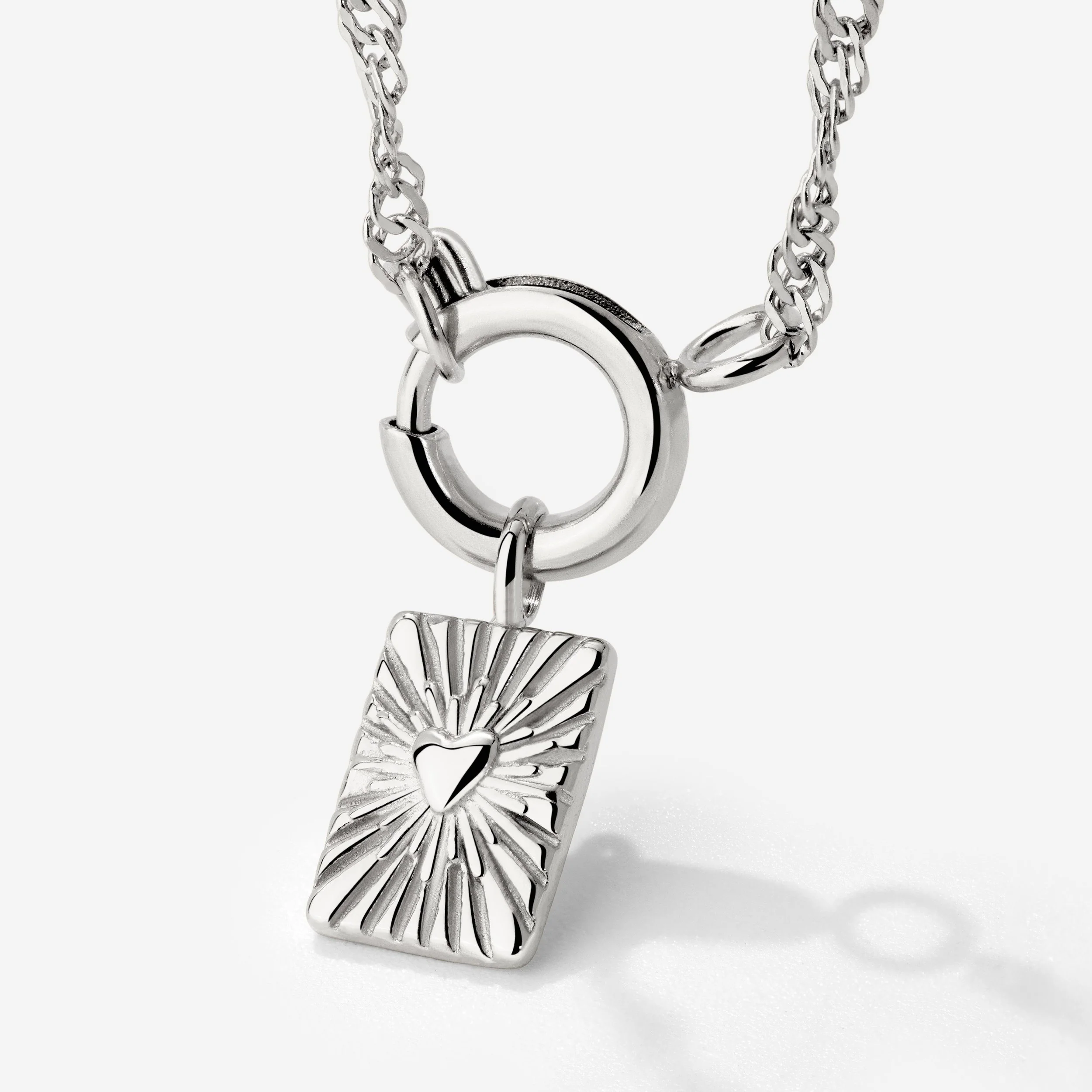Glowing Heart Singapore Chain Necklace Set Silver - Image 3
