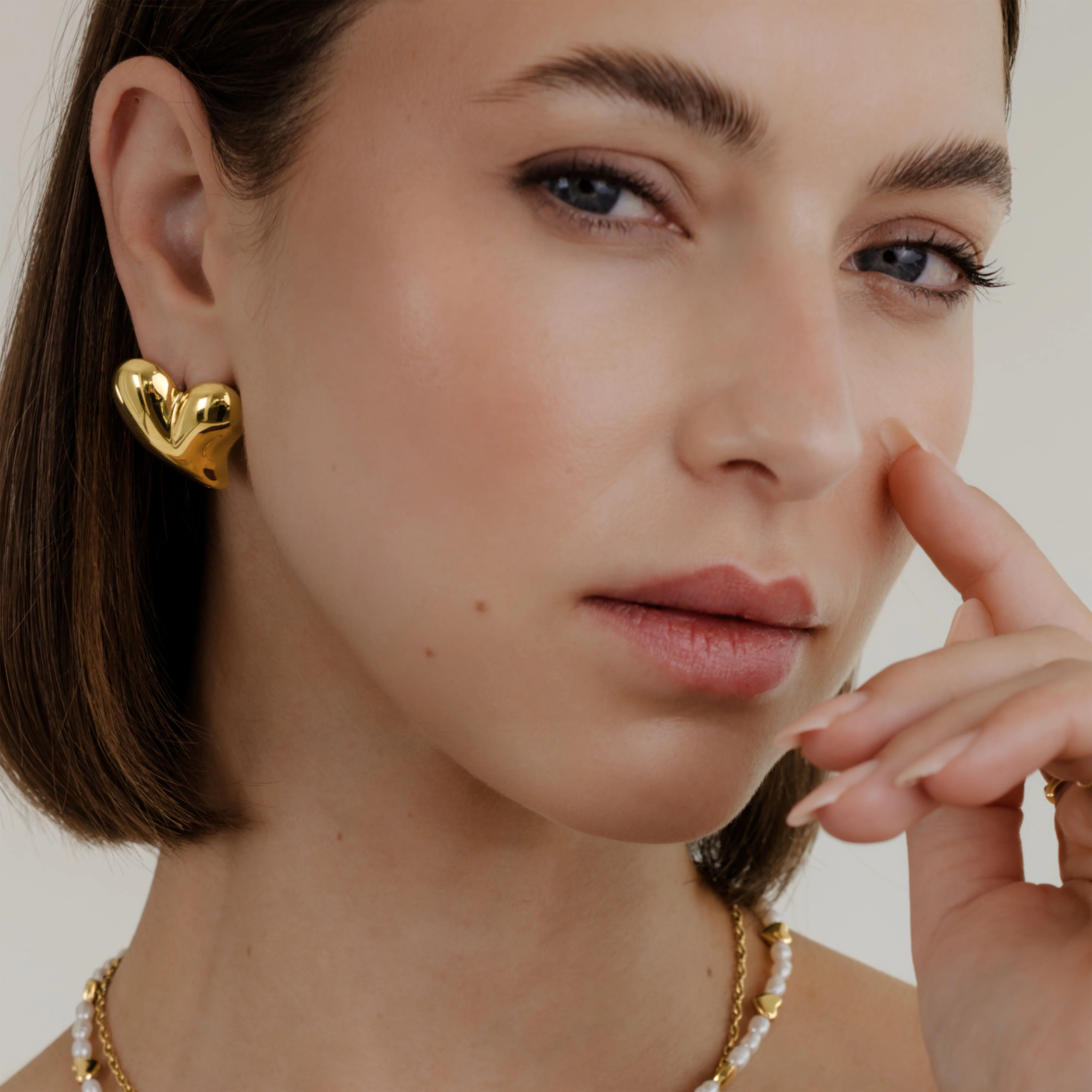 Heartie Studs Gold - Image 2