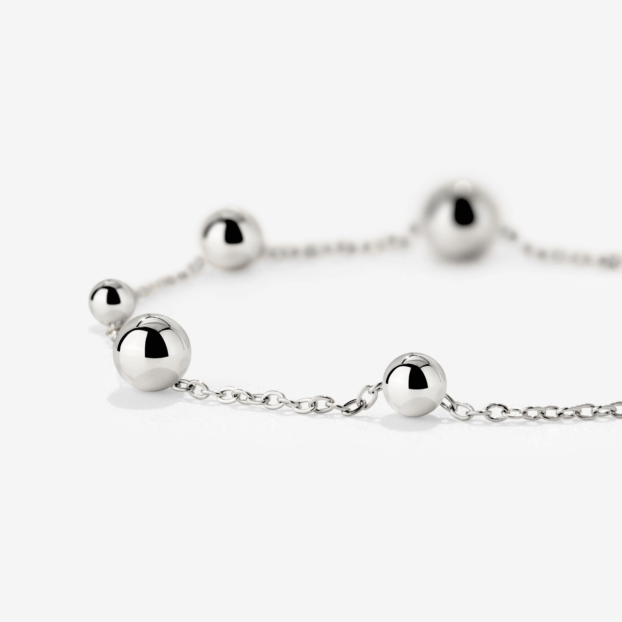 Infinite Beads Necklace Silver - Image 4