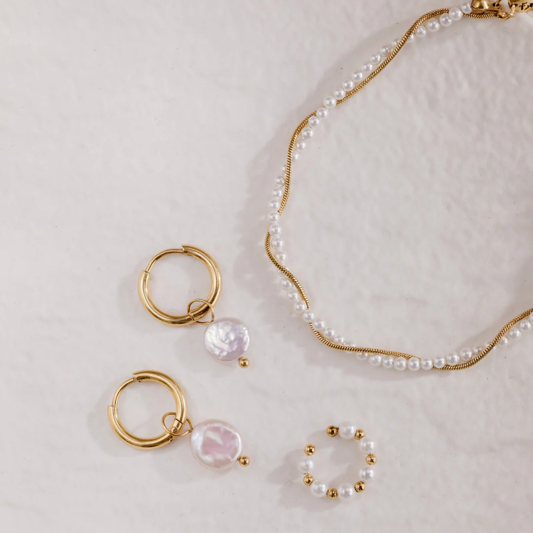 Infinite Bonding Bracelet Gold - Image 6