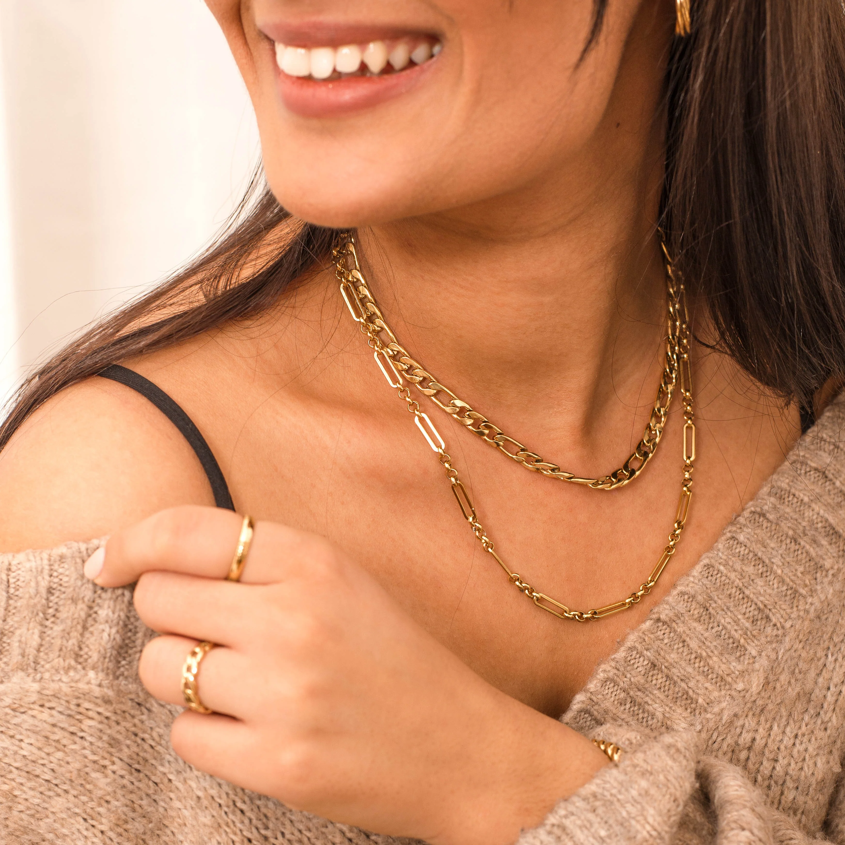 Janita Necklace Gold - Image 2