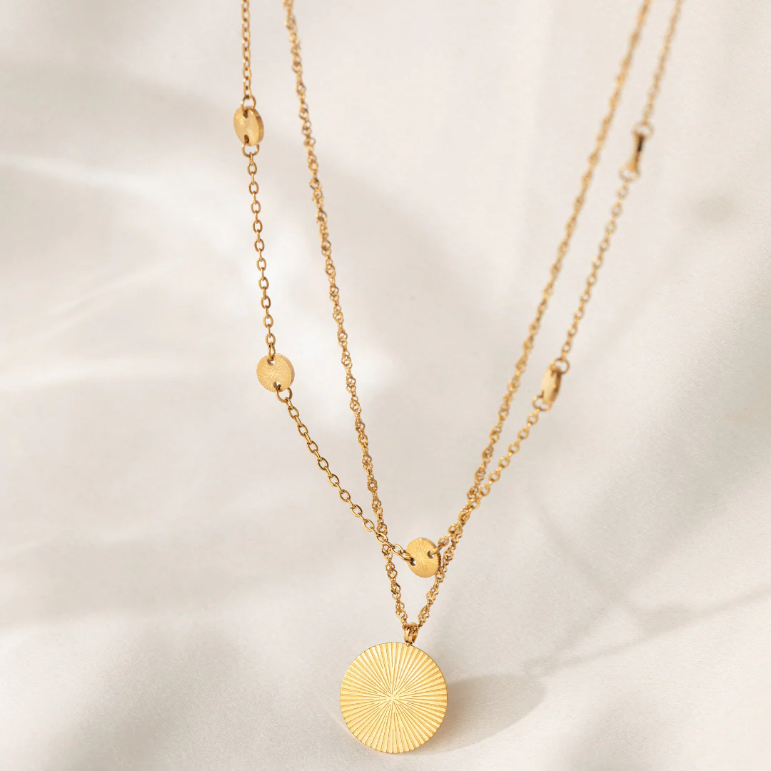 La Féminité Necklace Rose Gold - Image 5