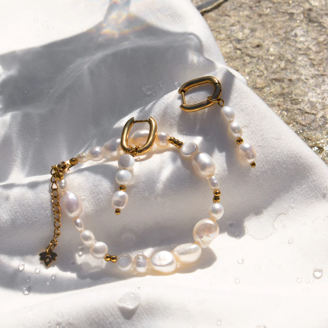 Little Big Pearl Bracelet Rose Gold - Image 4
