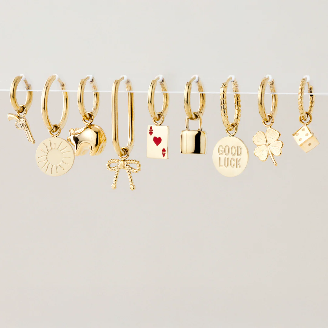 Lock in Hoop Set Small Gold - Image 4