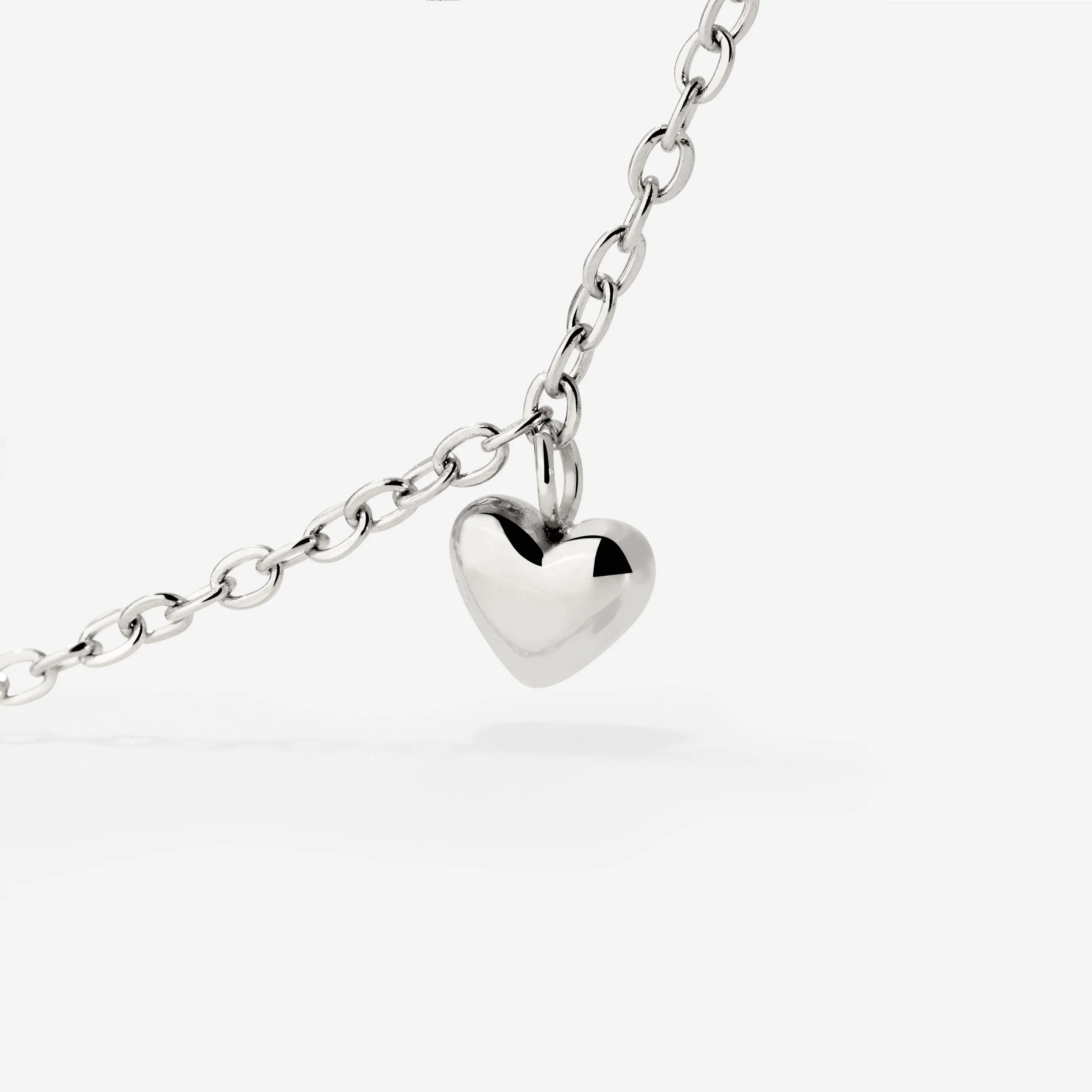 Lovely Heart Bracelet Silver - Image 3