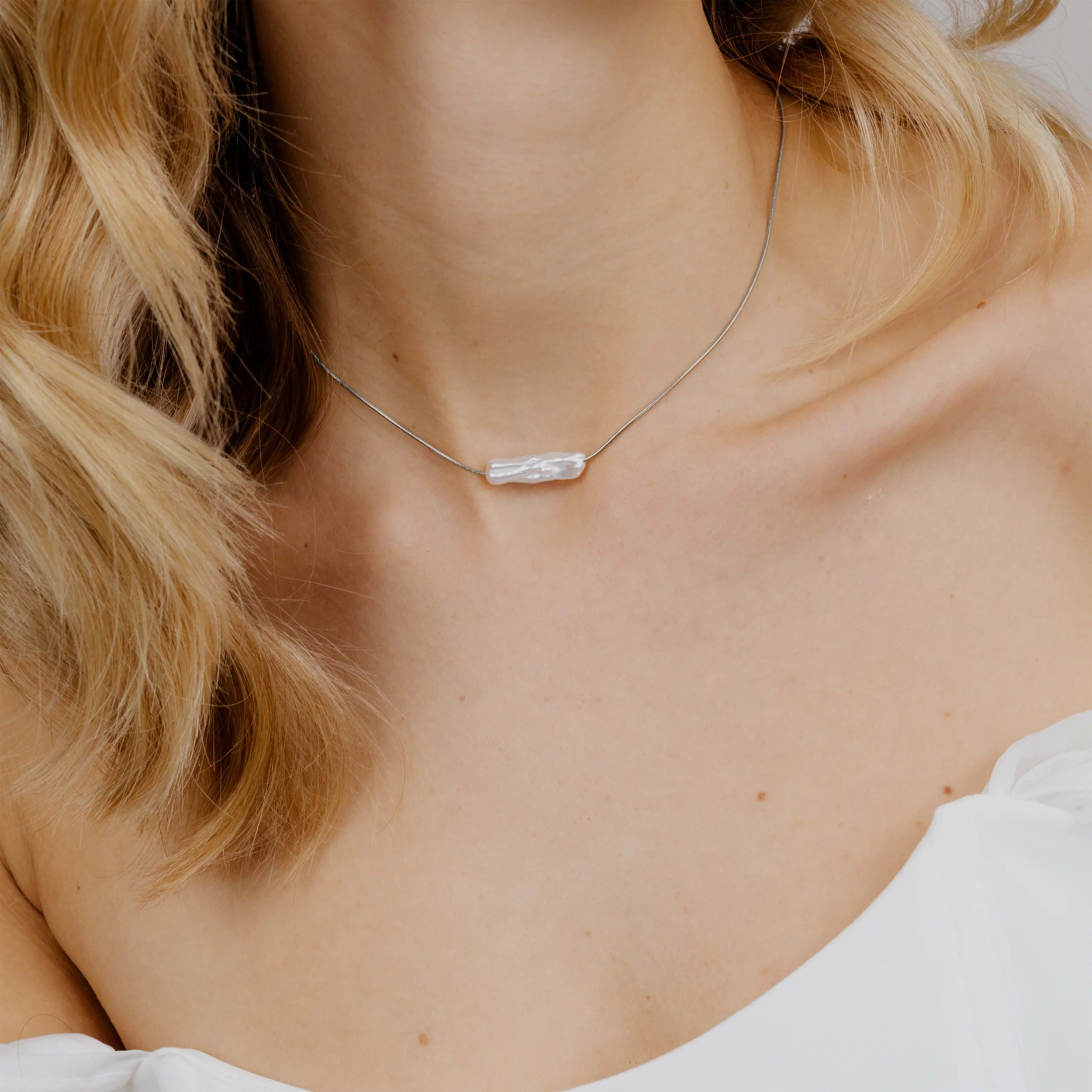 Luminous Pearl Choker Silver - Image 2
