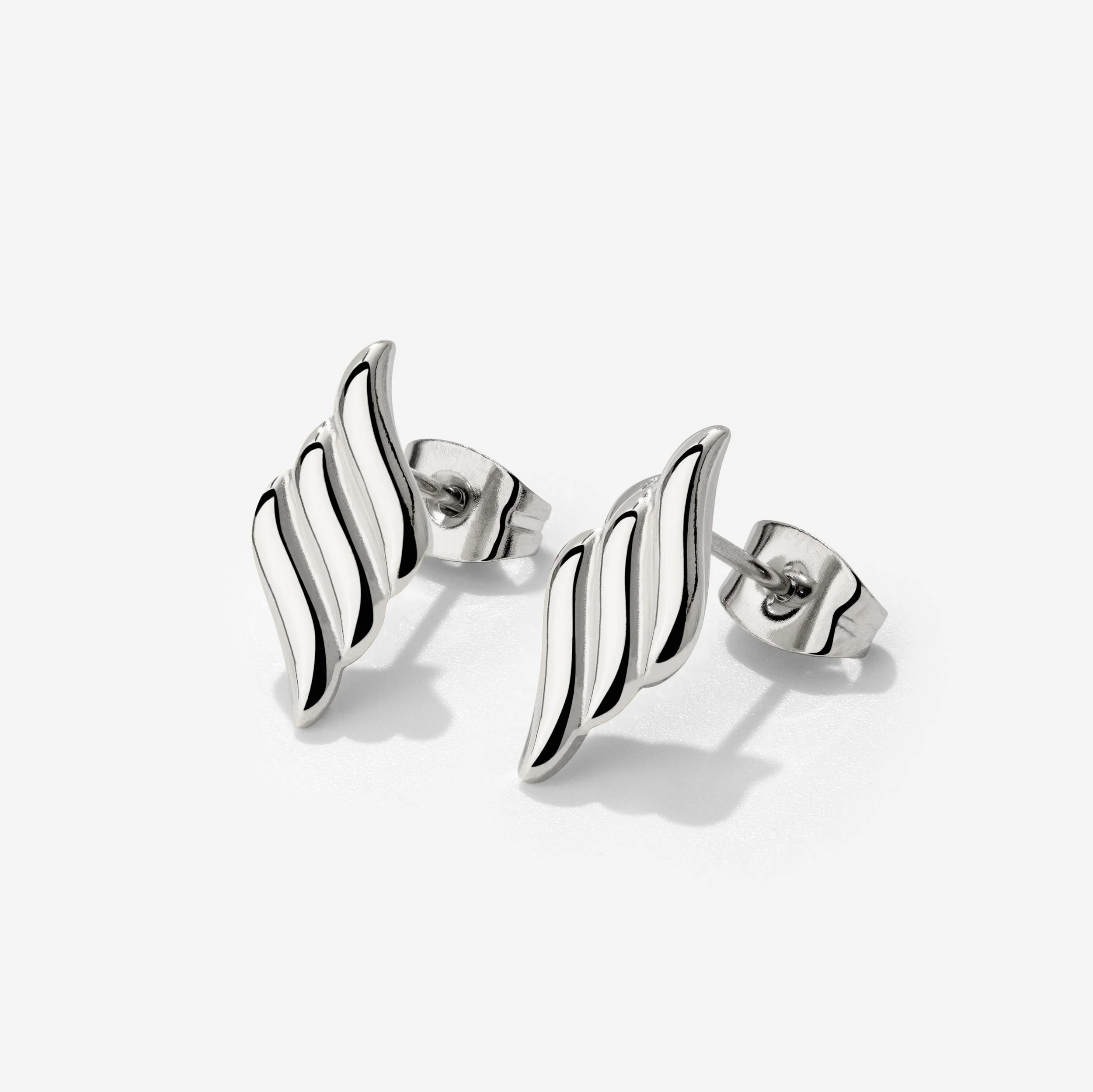 Lustrous Studs Silver - Image 4