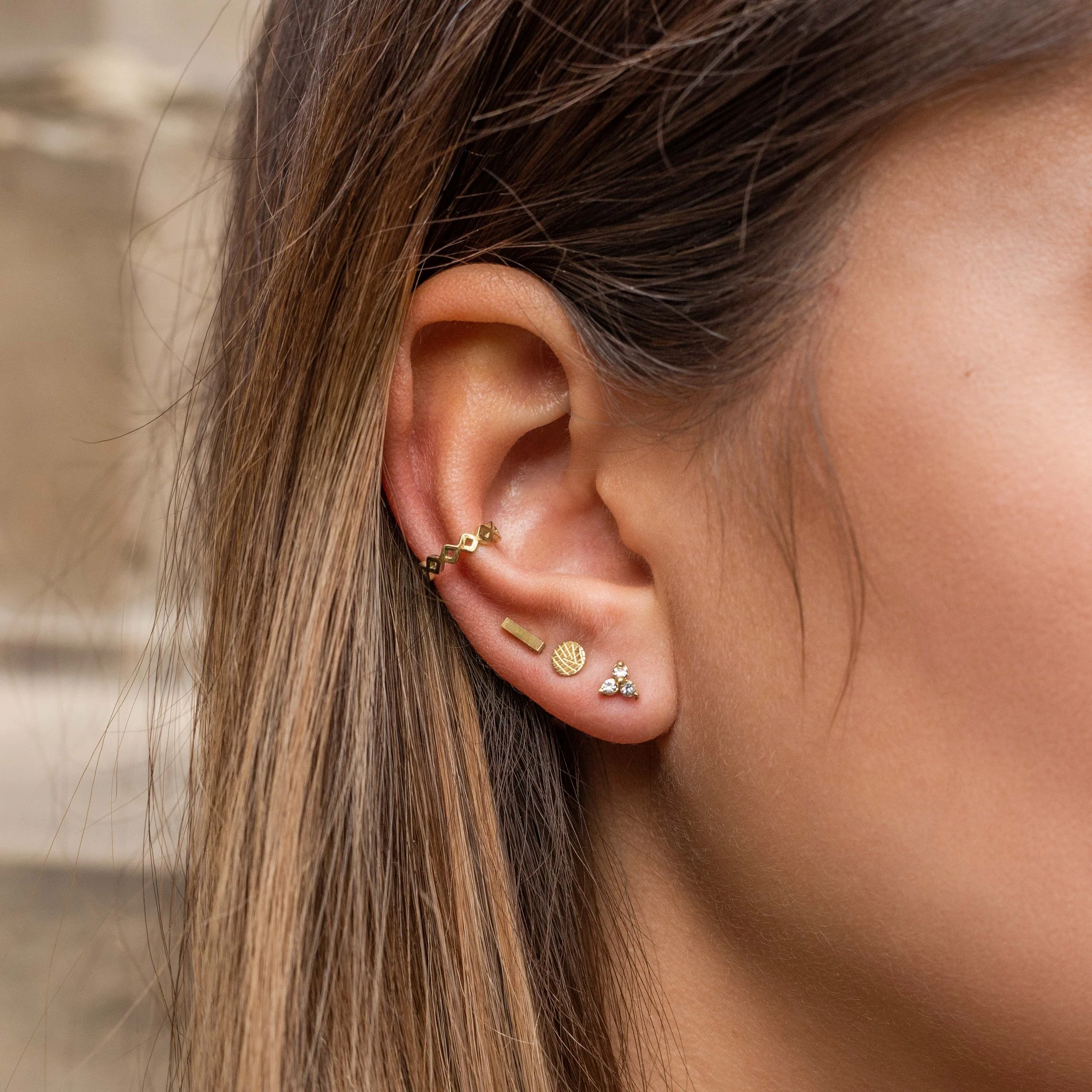 Luz Studs Gold - Image 2