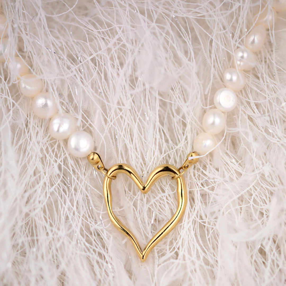 Melting Heart Pearl Necklace Silver - Image 4