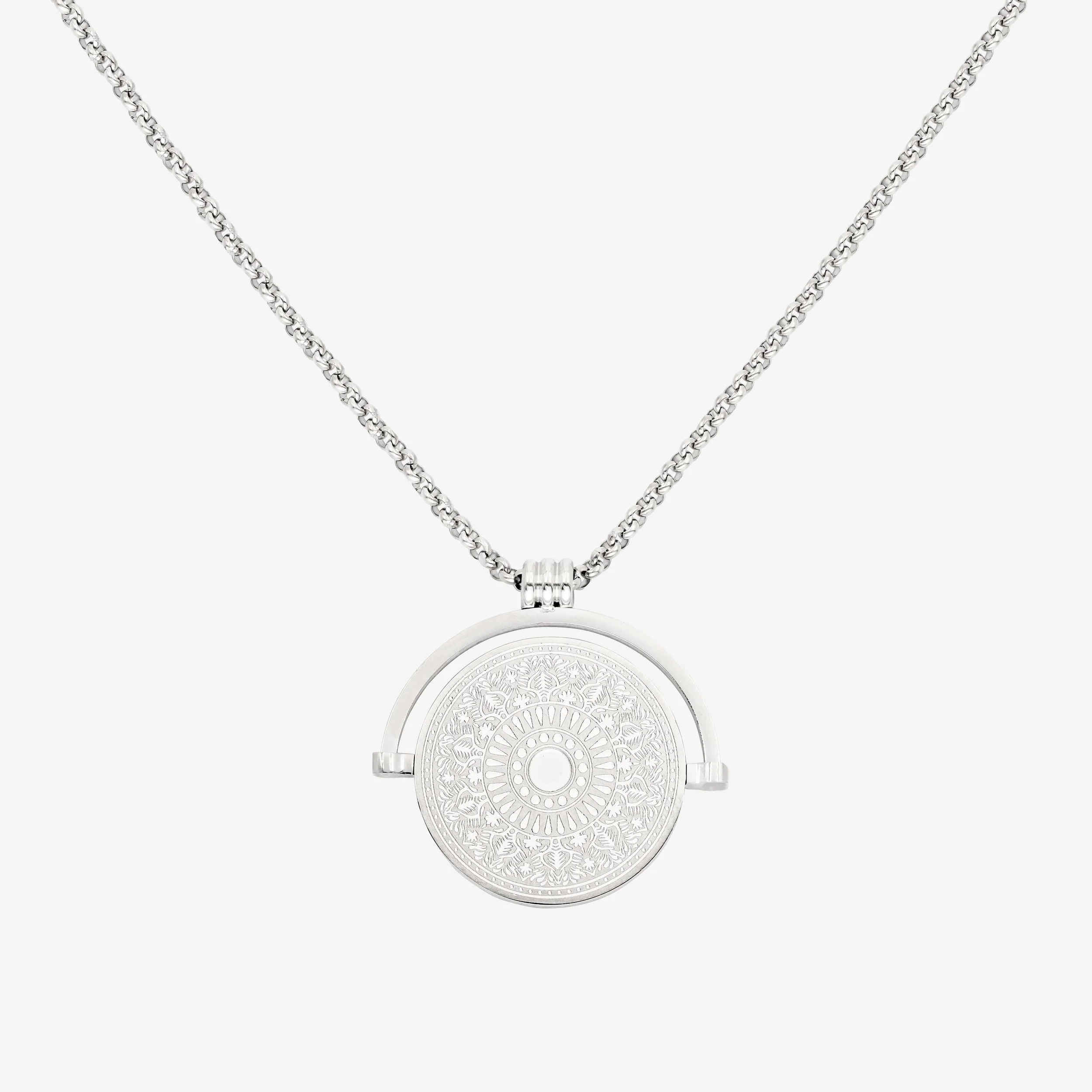 Mesmerize Necklace Silver