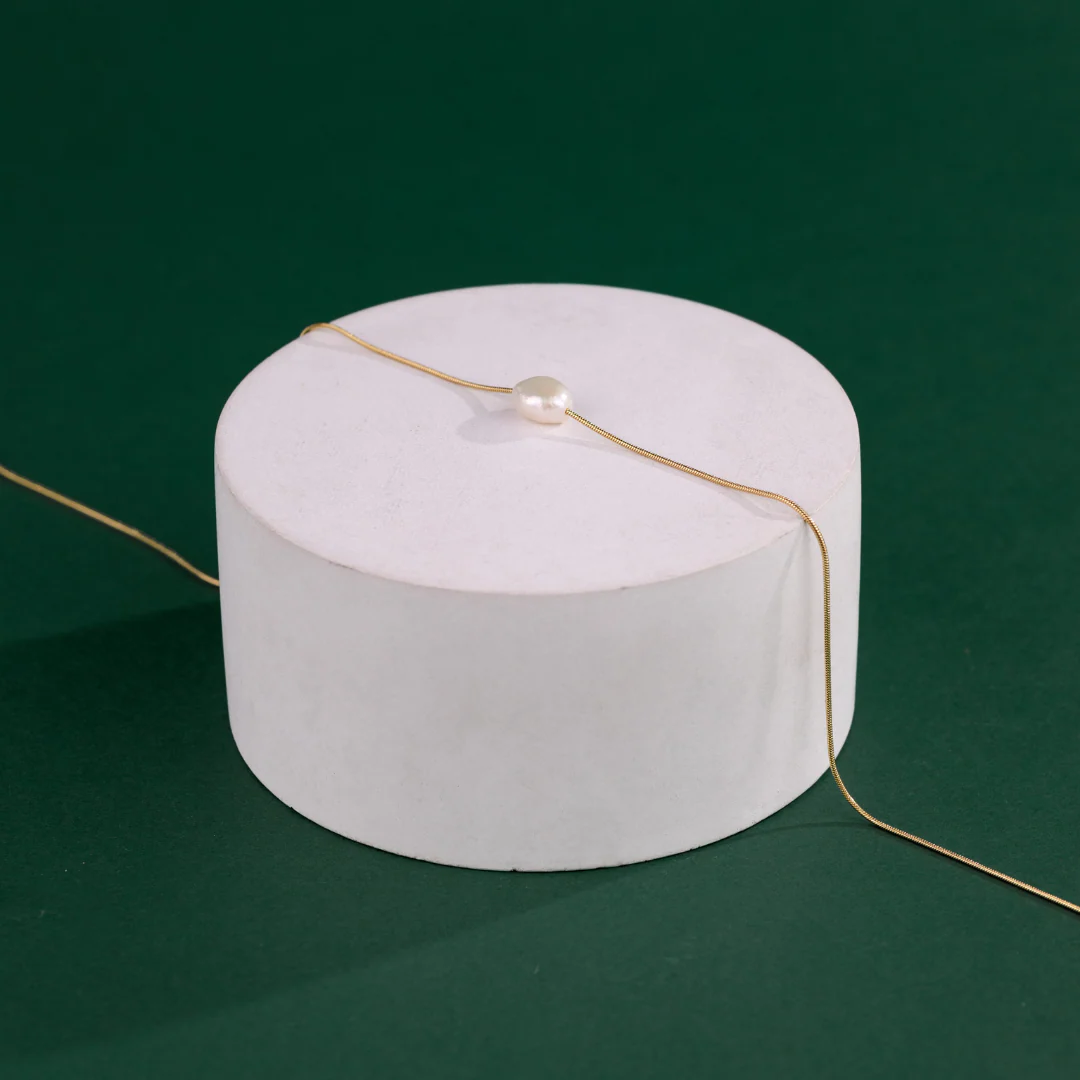 Minimalistic Elegance Necklace Bundle Rose Gold - Image 3