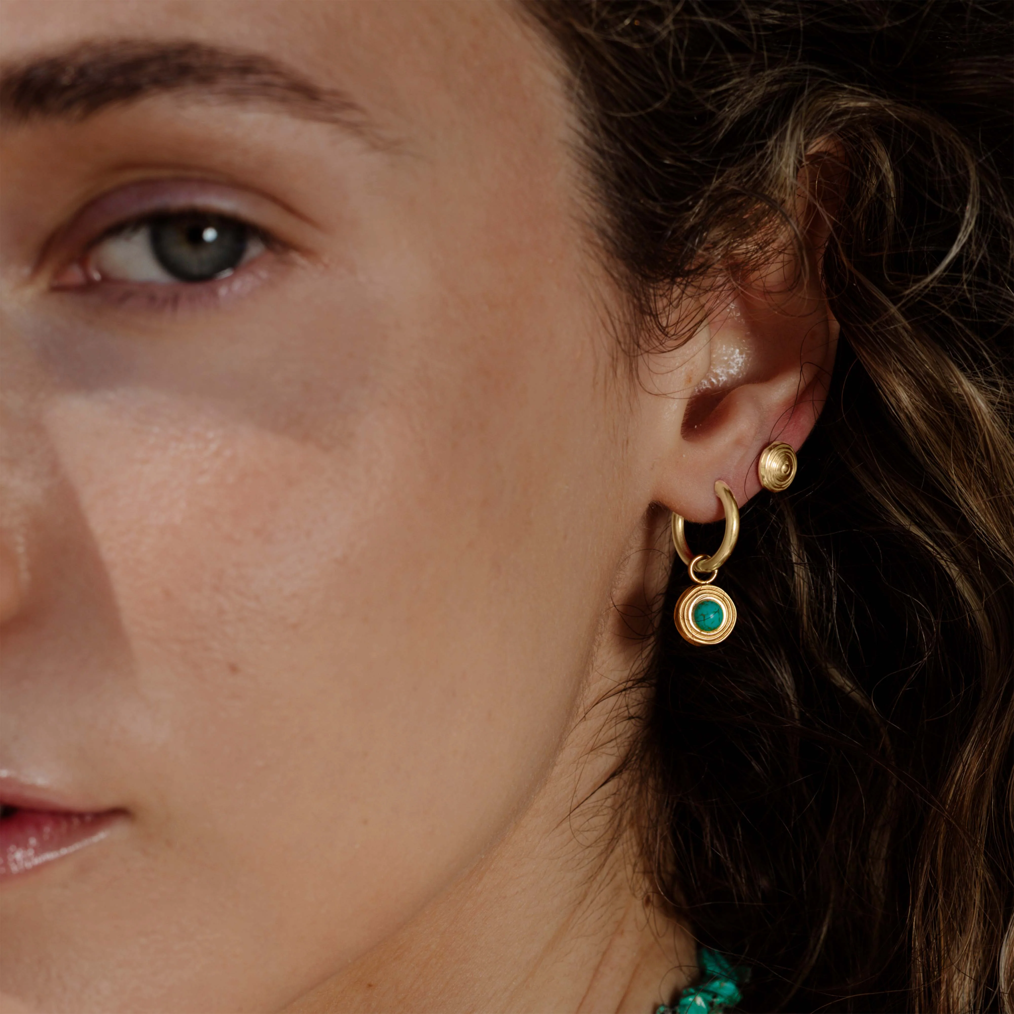 Ocean's Echo Studs Gold - Image 3