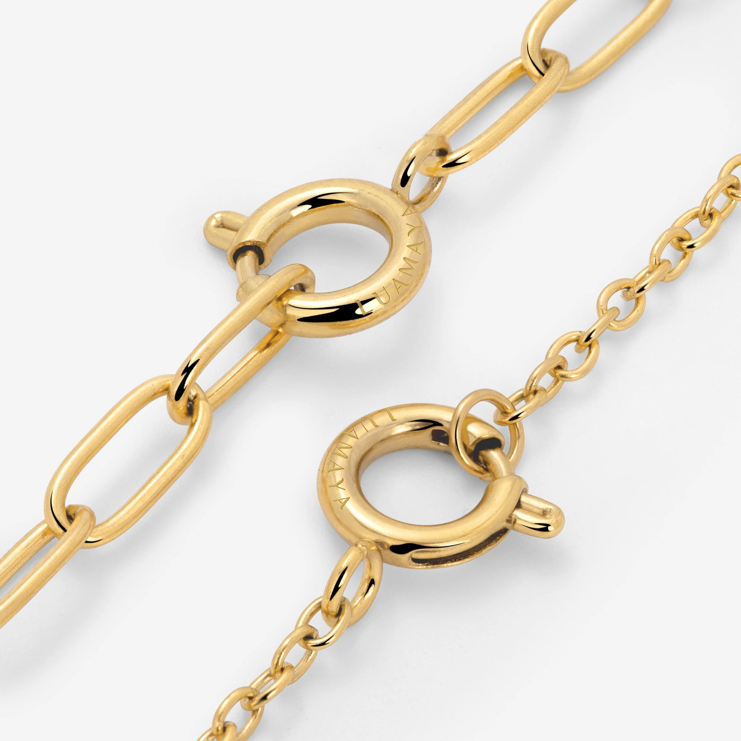 Oval Links Charm Necklace Gold - Image 3