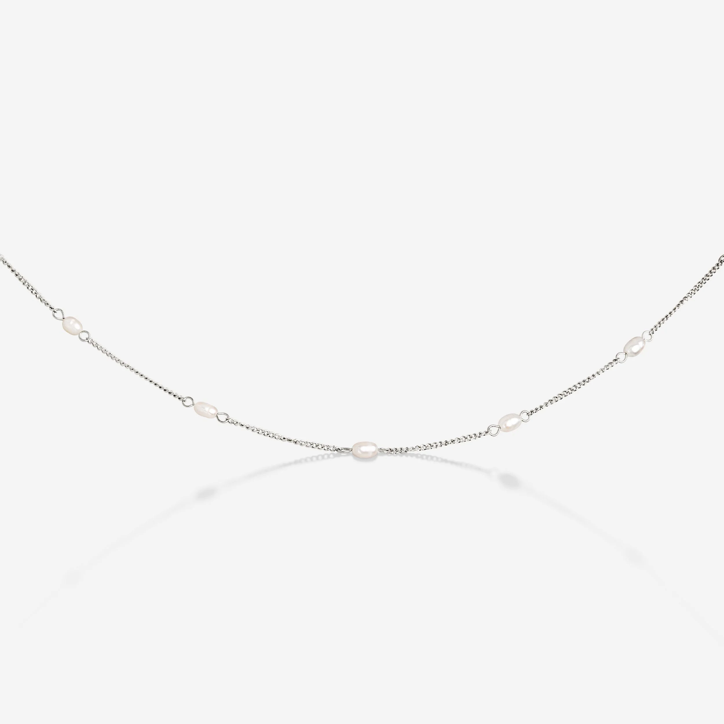 Pearl after Pearl Choker Silver