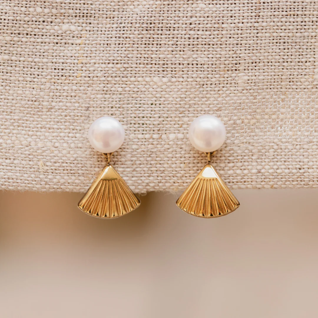 Pearl & Fan Studs Rose Gold - Image 3