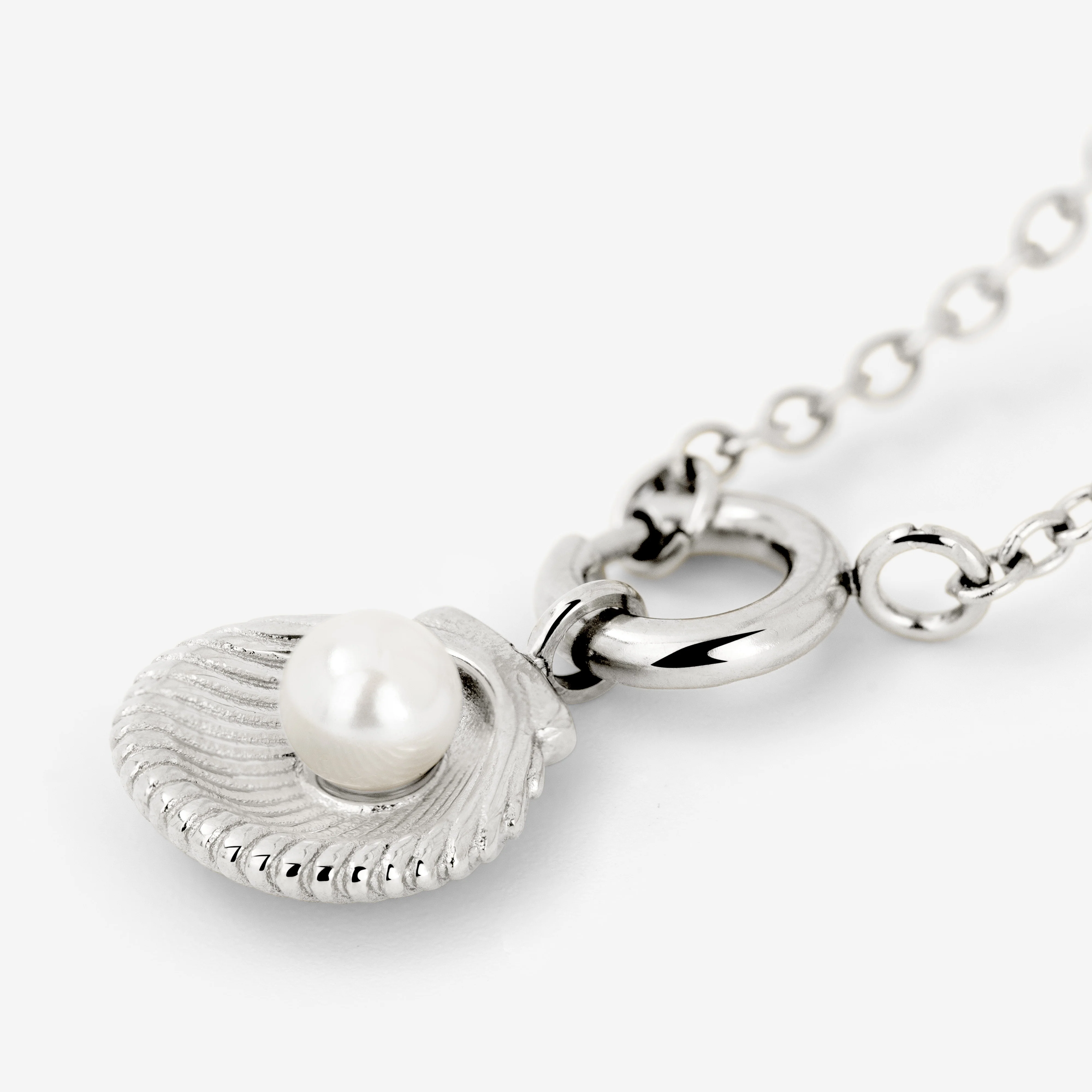 Pearly Shell Classic Chain Necklace Set Silver - Image 3