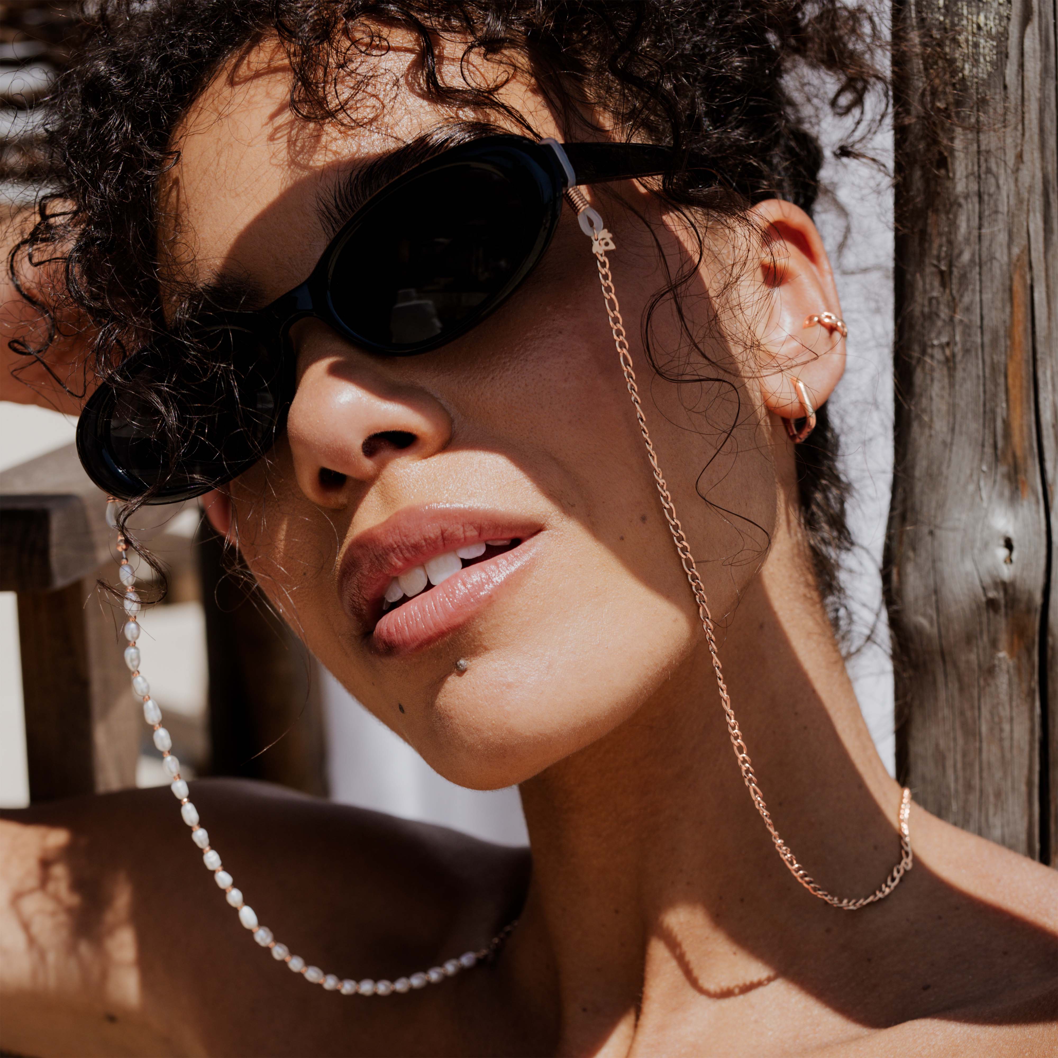 Pearly Sunglasses Chain Rose Gold - Image 2