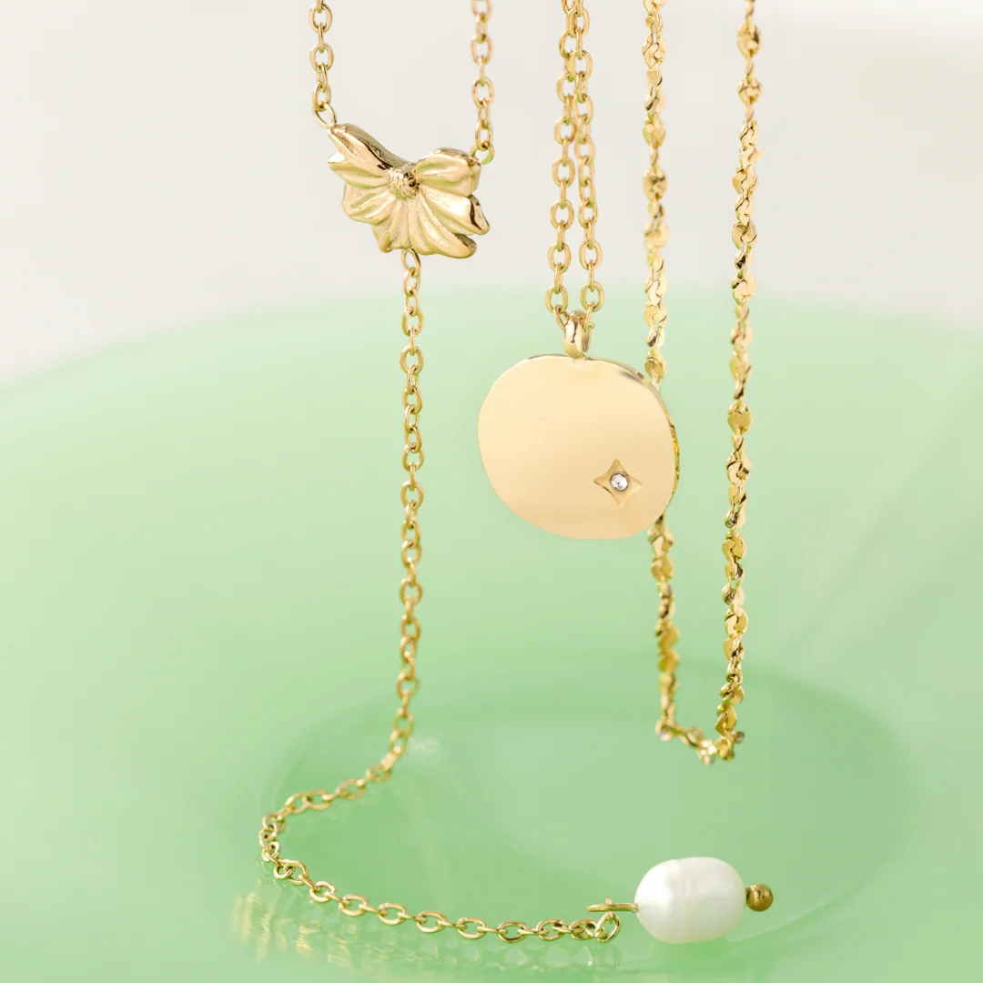 Petal Pearl Y-Necklace Rose Gold - Image 4