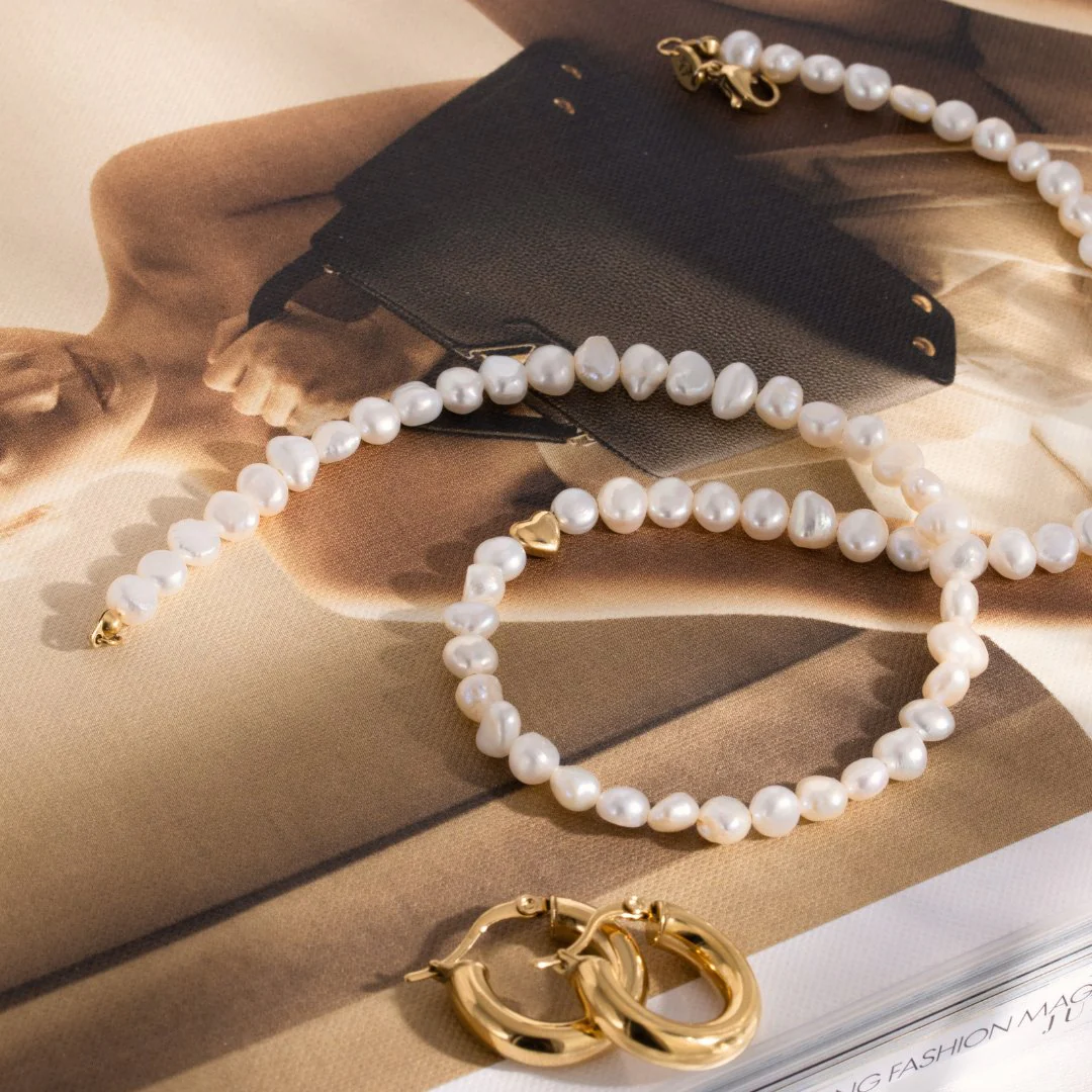 Retro Love Pearl Necklace Silver - Image 5