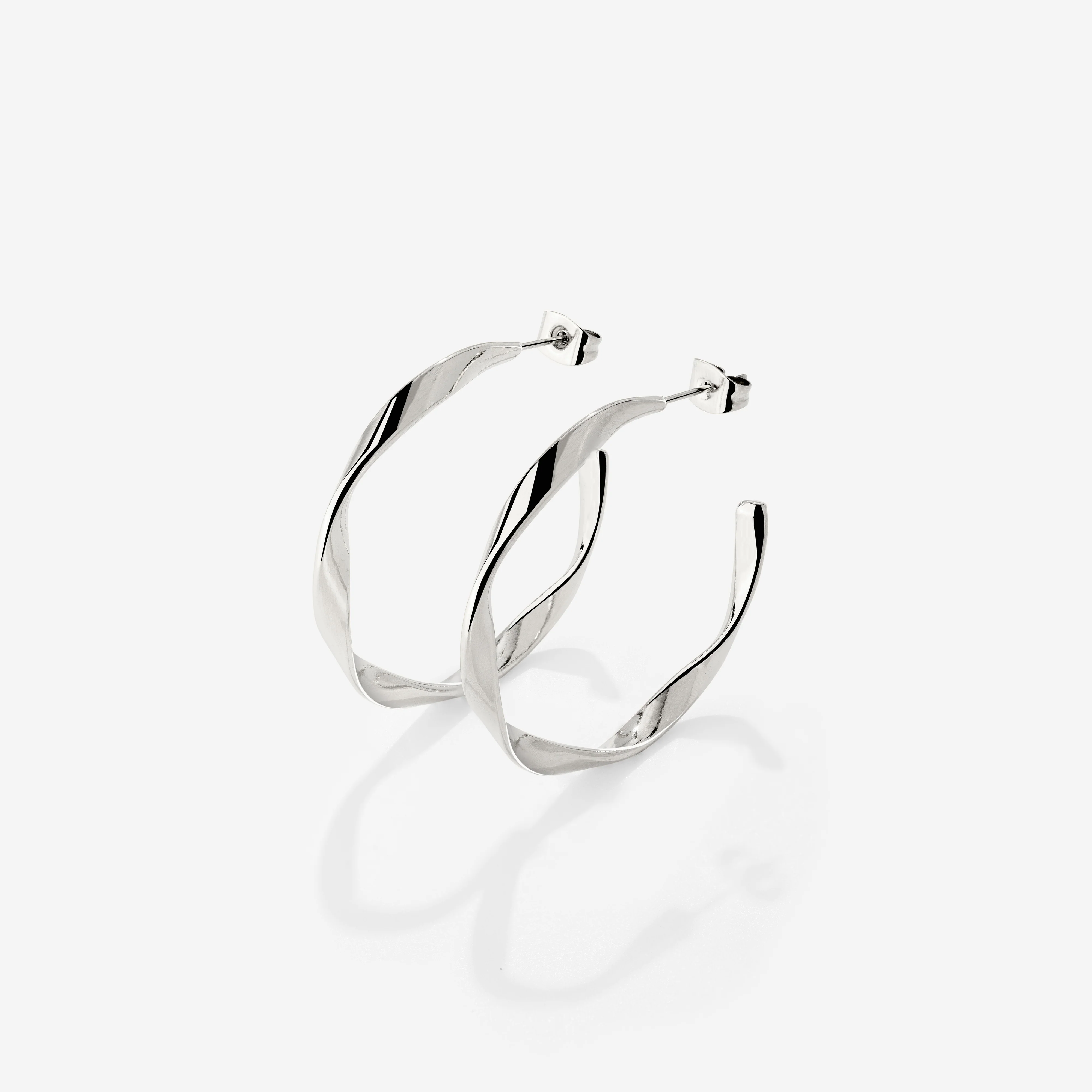 Sahira Hoop Studs Medium Silver