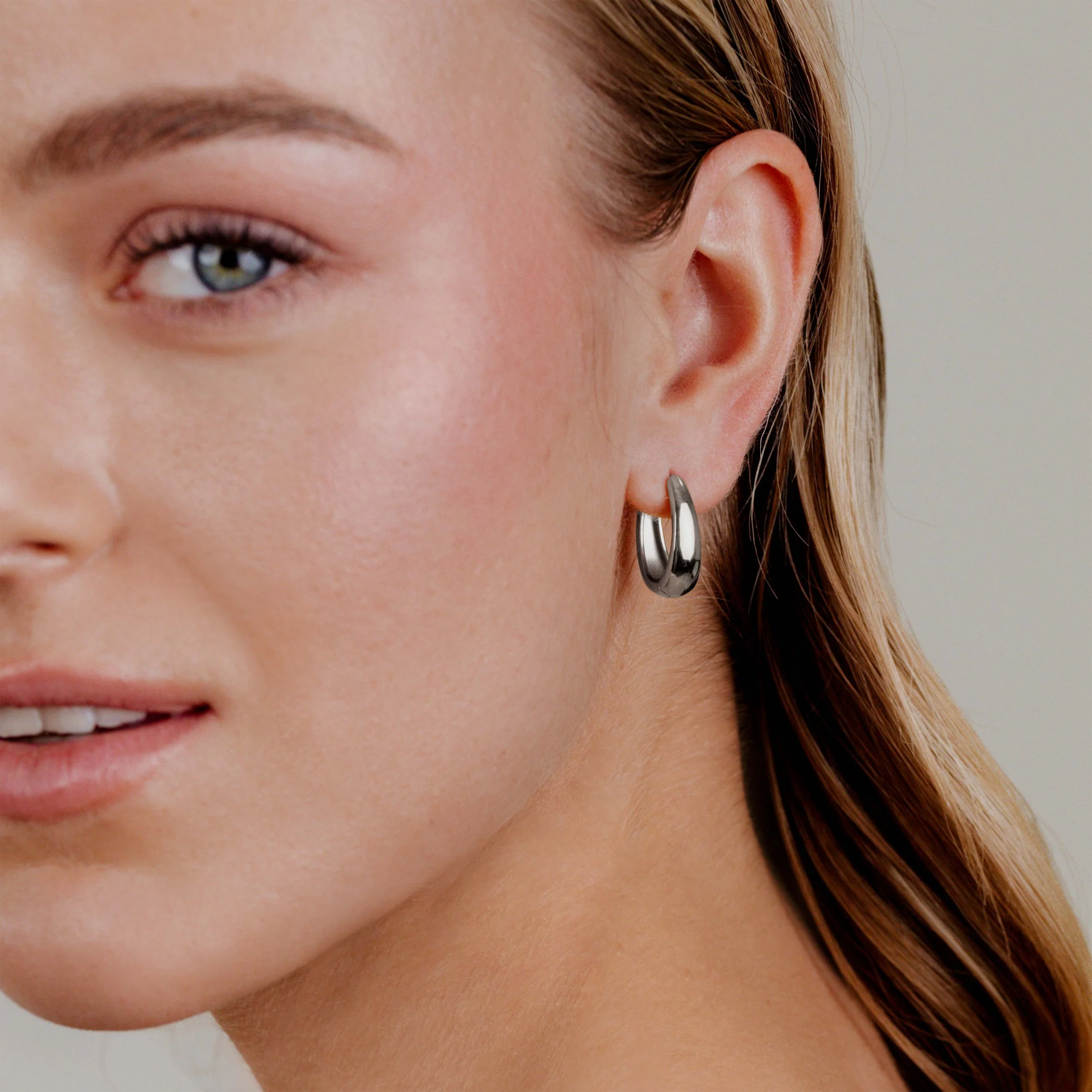 Seeker Hoops Small Silver - Image 2